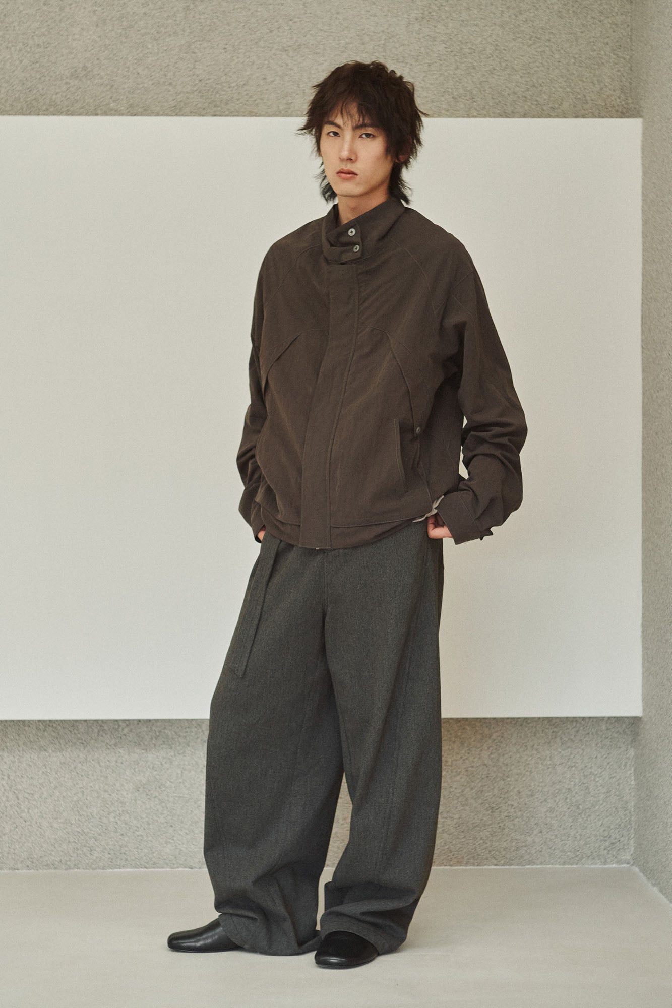 GONGHE REPUB High-Neck Elastic Hem Utility Blouson