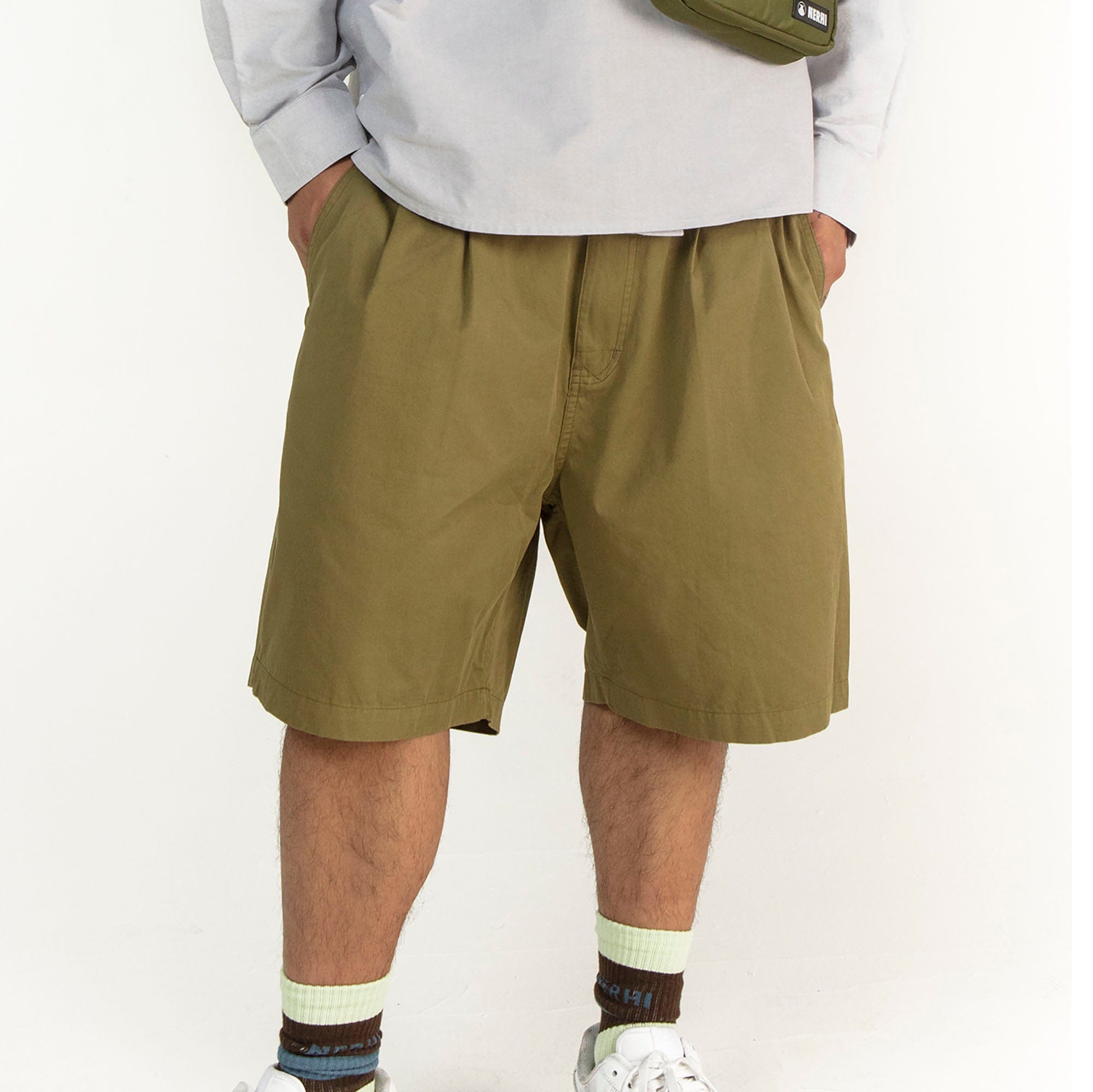 NERHI Essential LOGO Pleated Shorts, premium urban and streetwear designers apparel on PROJECTISR.com, NERHI