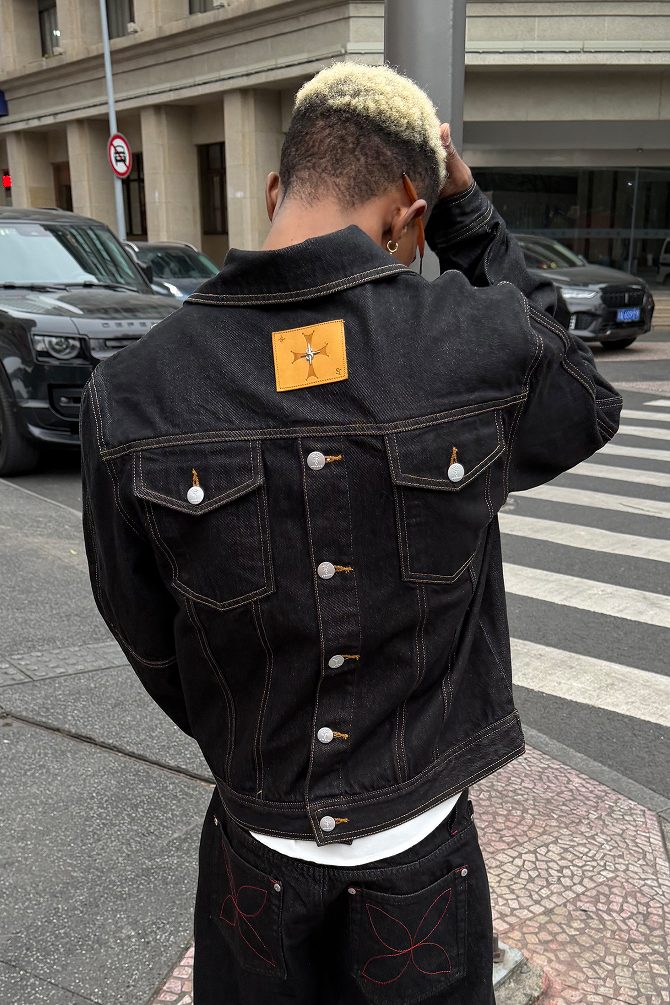 STEEPC Reversed-Panel Raw Denim Cropped Jacket