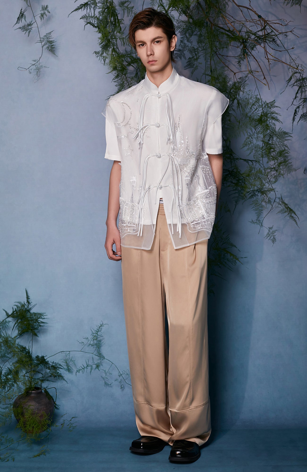JIECHI Mandarin Embroidered Mesh Panel Half Shirt