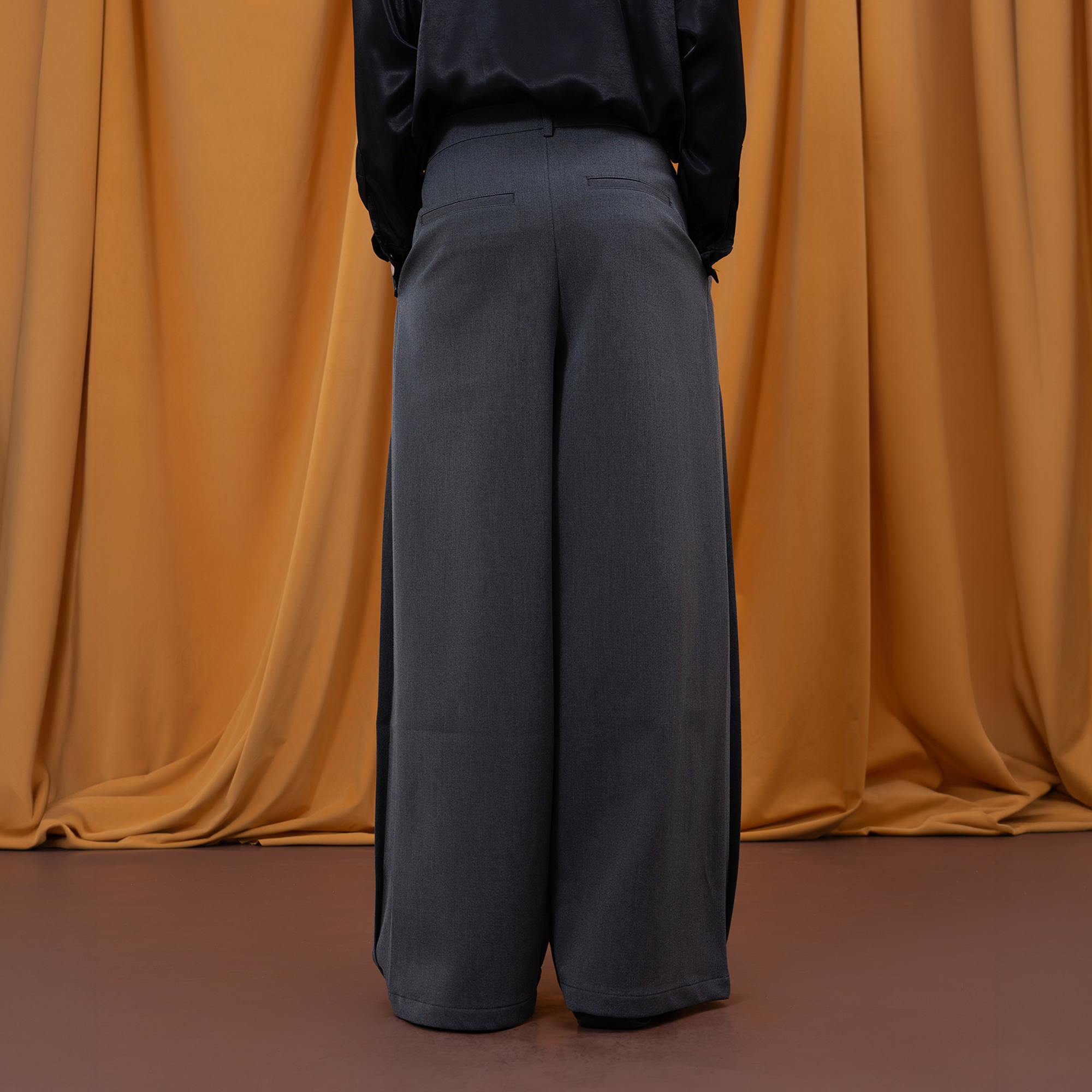 CLP Pleated Retro Wide-Leg Trousers