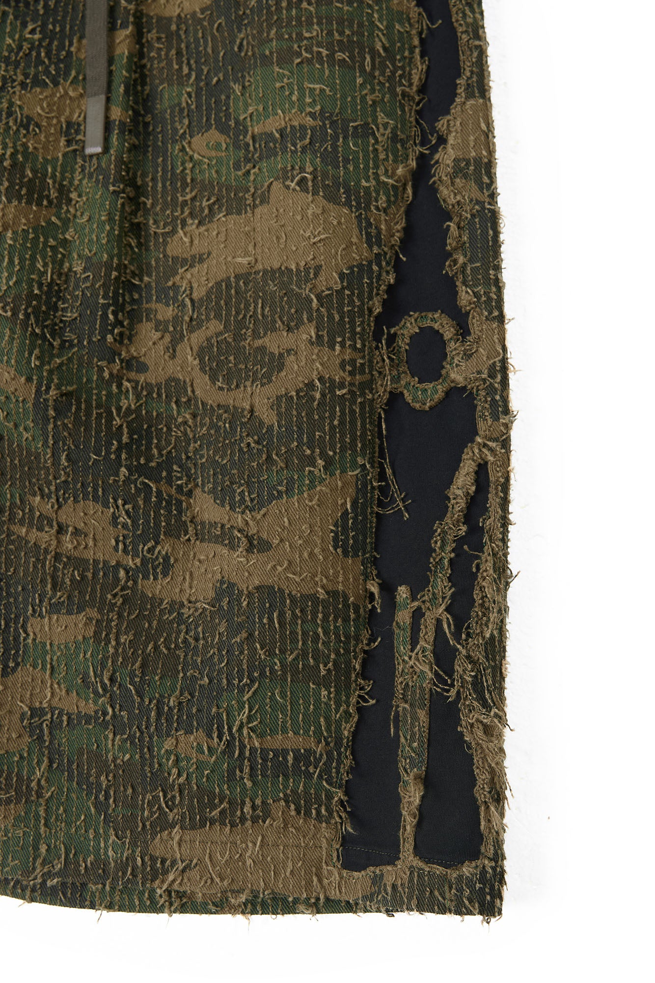 RELABEL Camo Skeleton Patch Shorts