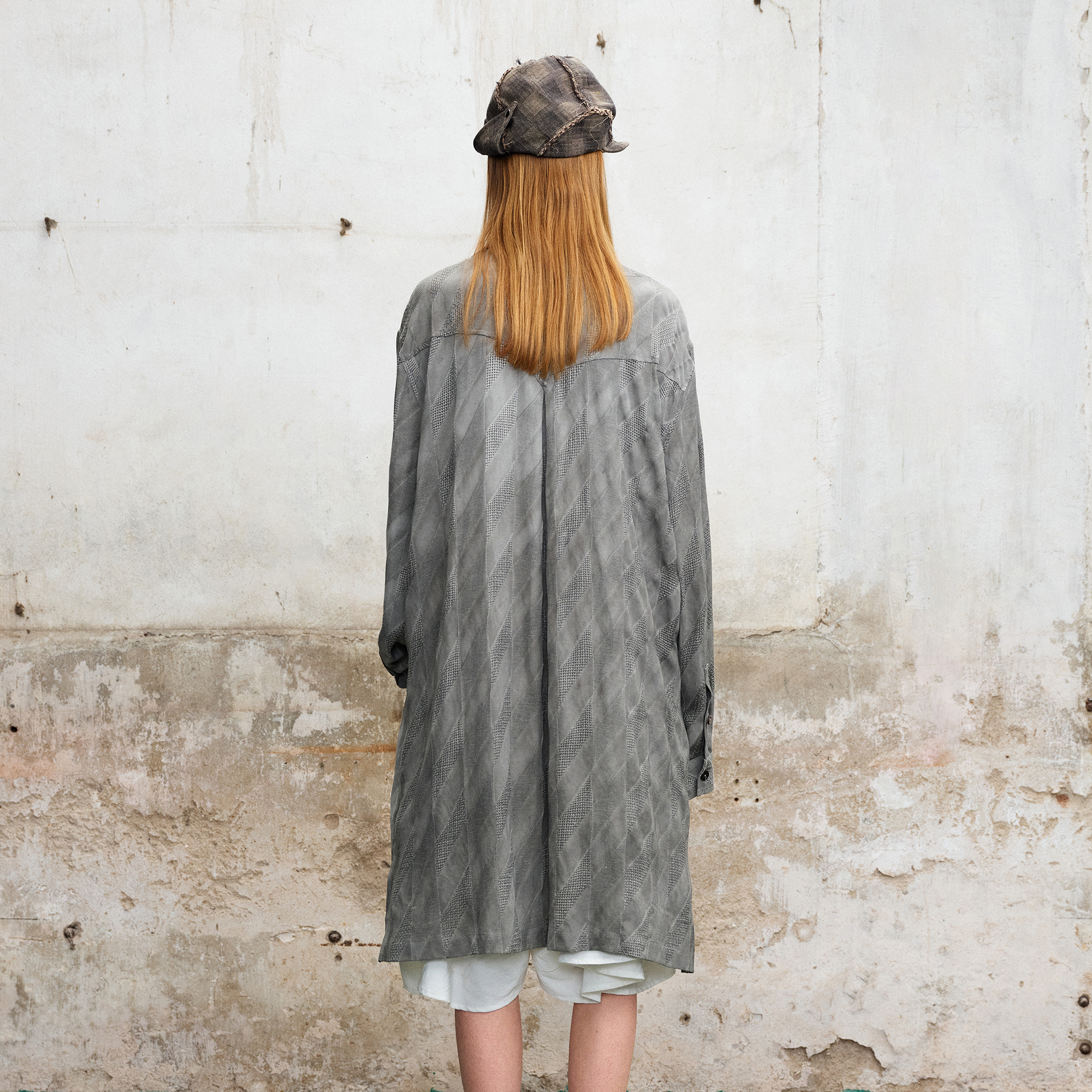 ILNya Nieternite Nifutur Dirty-Dye Jacquard Longline Shirt