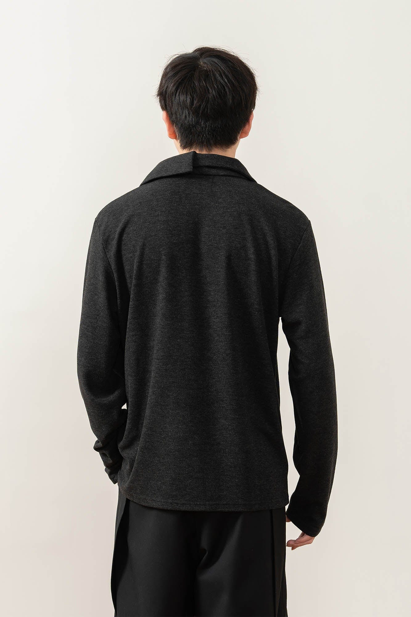 MOITIEDEPETALE Asymmetrical Collar Stitch Spliced Pullover