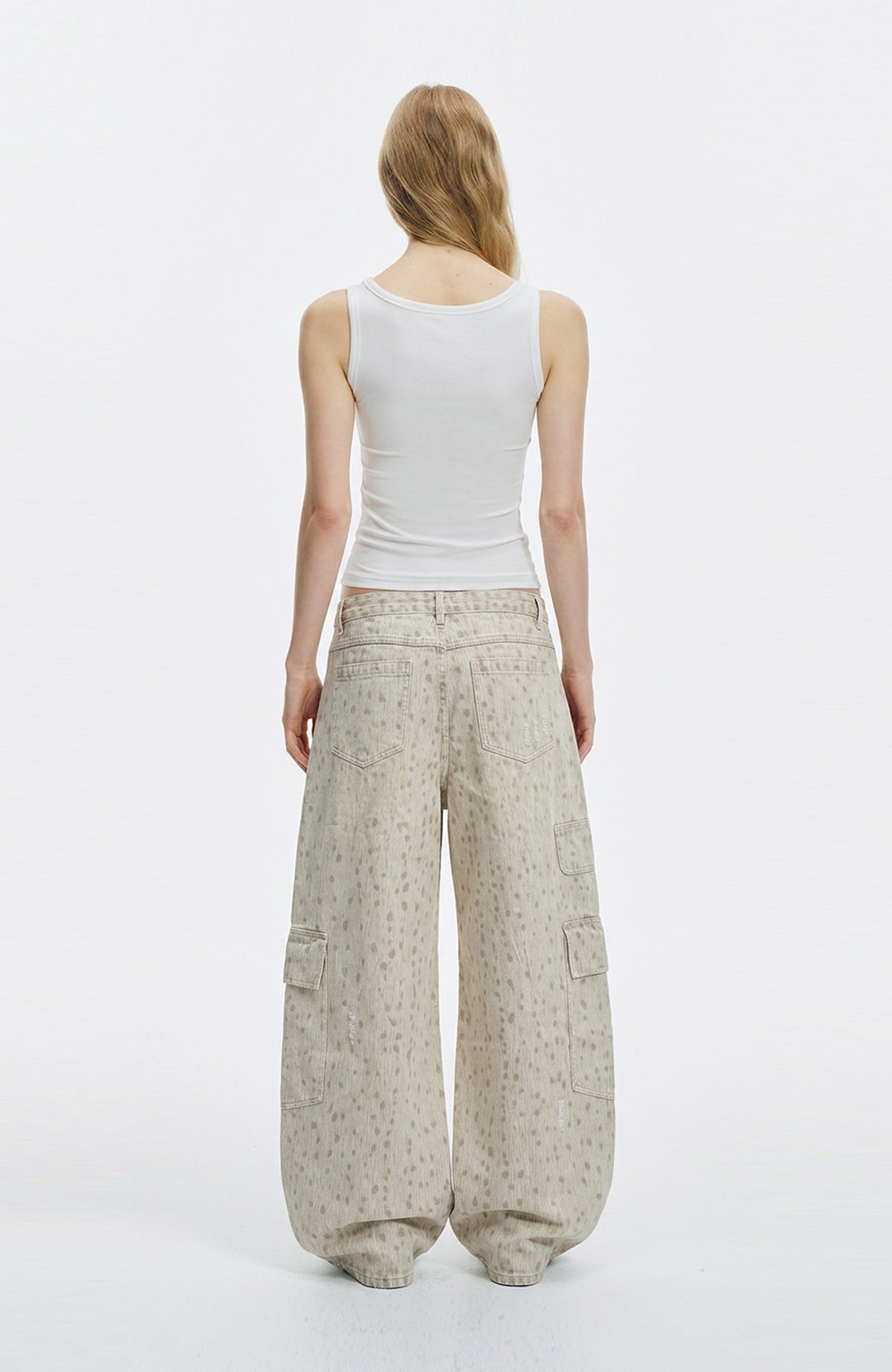 HAHAHA STUDIOS Deer Graphic Washed Distressed Multi-Pocket Jeans