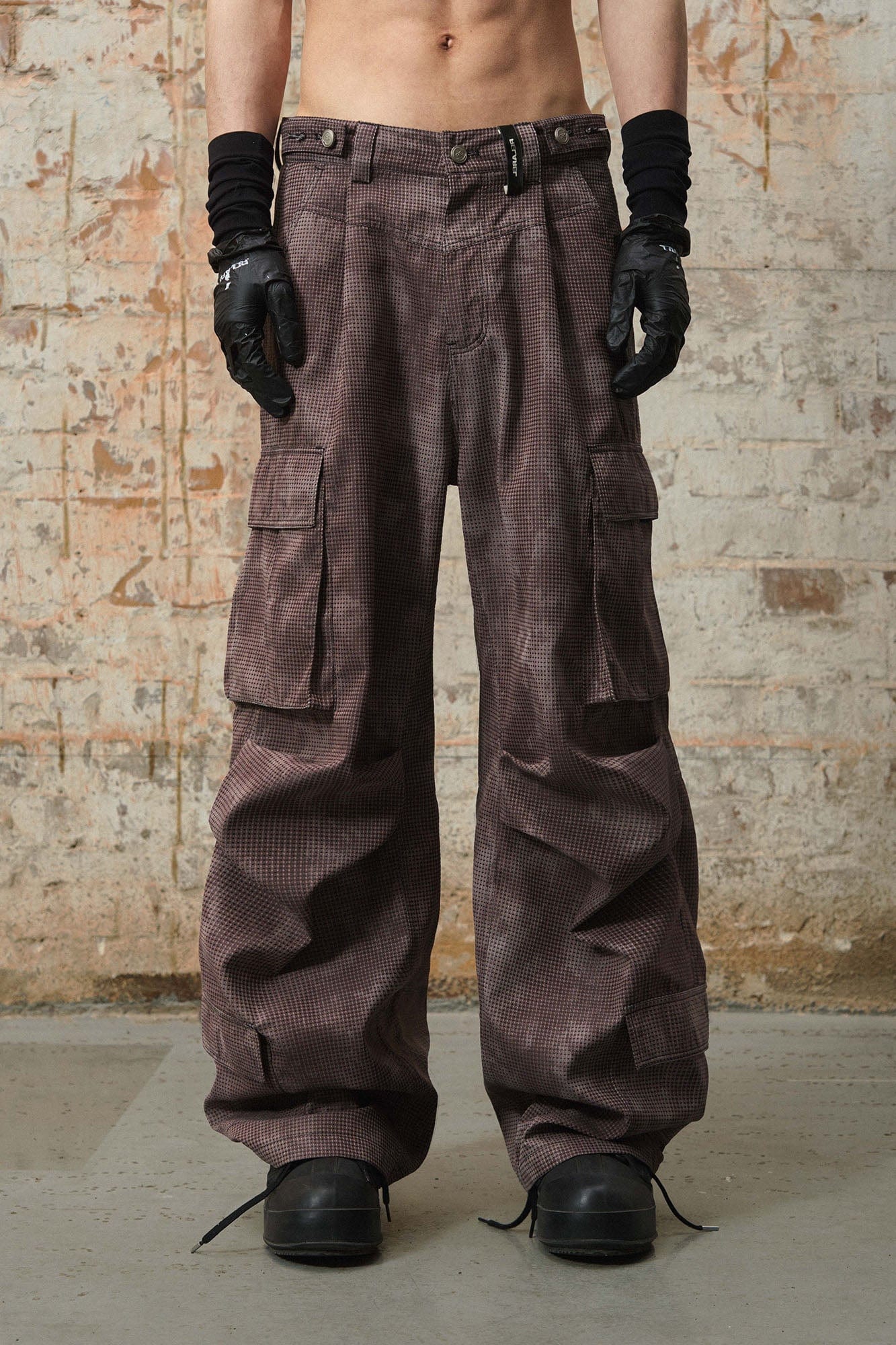 RELABEL Mini Checker Multi-Pocket Strap Pleated Cargo Pants Red, premium urban and streetwear designers apparel on PROJECTISR.com, RELABEL