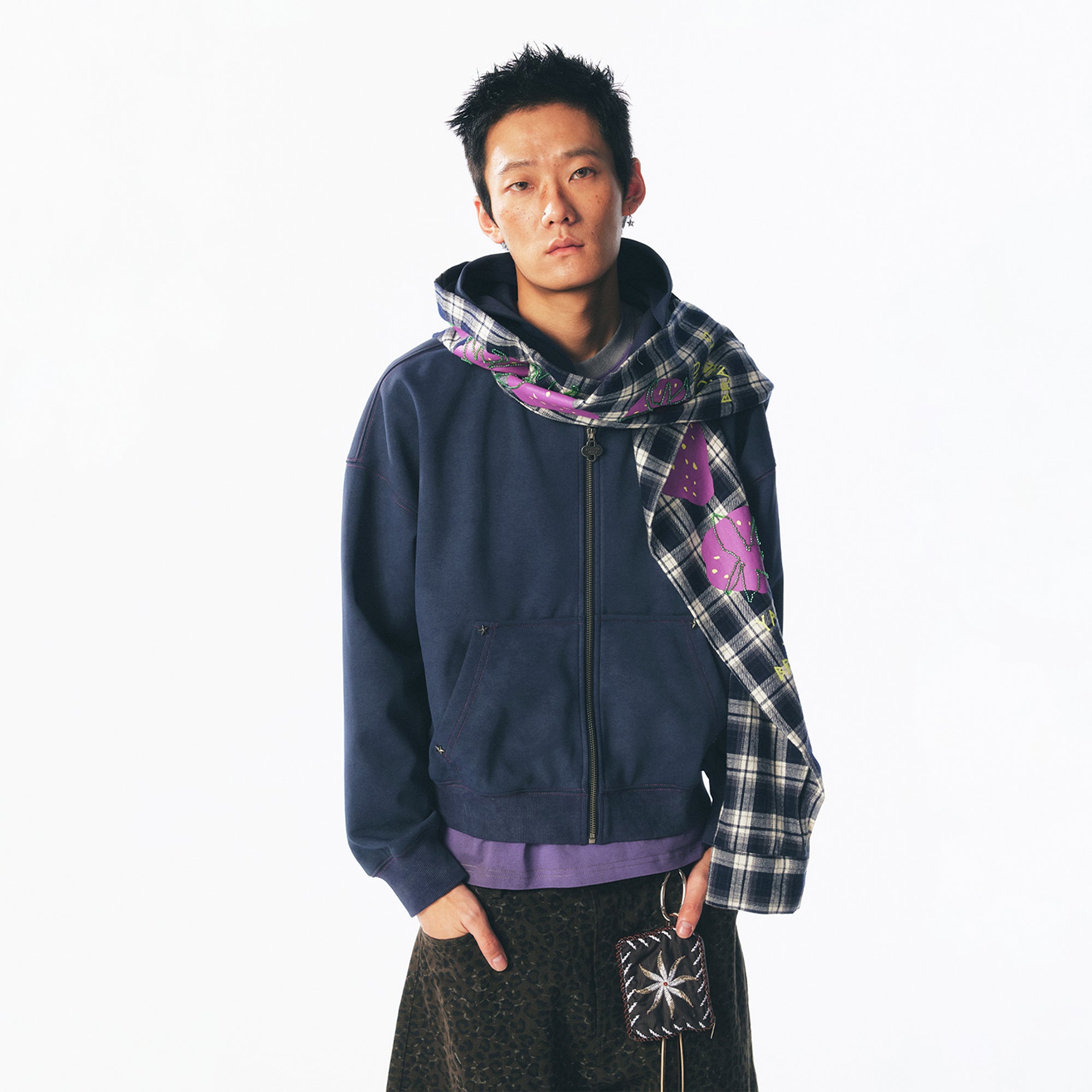 1997 POSTOFFICE Strawberry Graphic Built-In Scarf Zip-Up Hoodie
