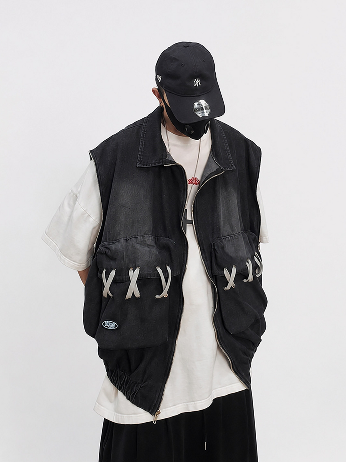 UUCSCC Retro Detachable-Sleeve Multi-Pocket Denim Jacket