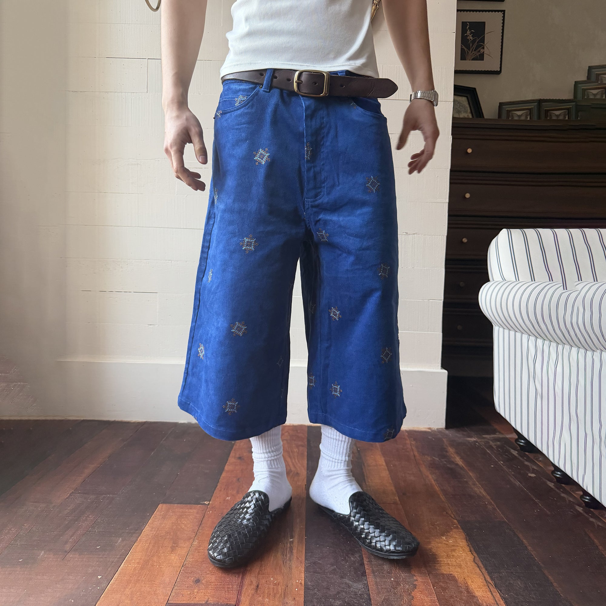 TRECLUB Embroidered Wide-leg Shorts