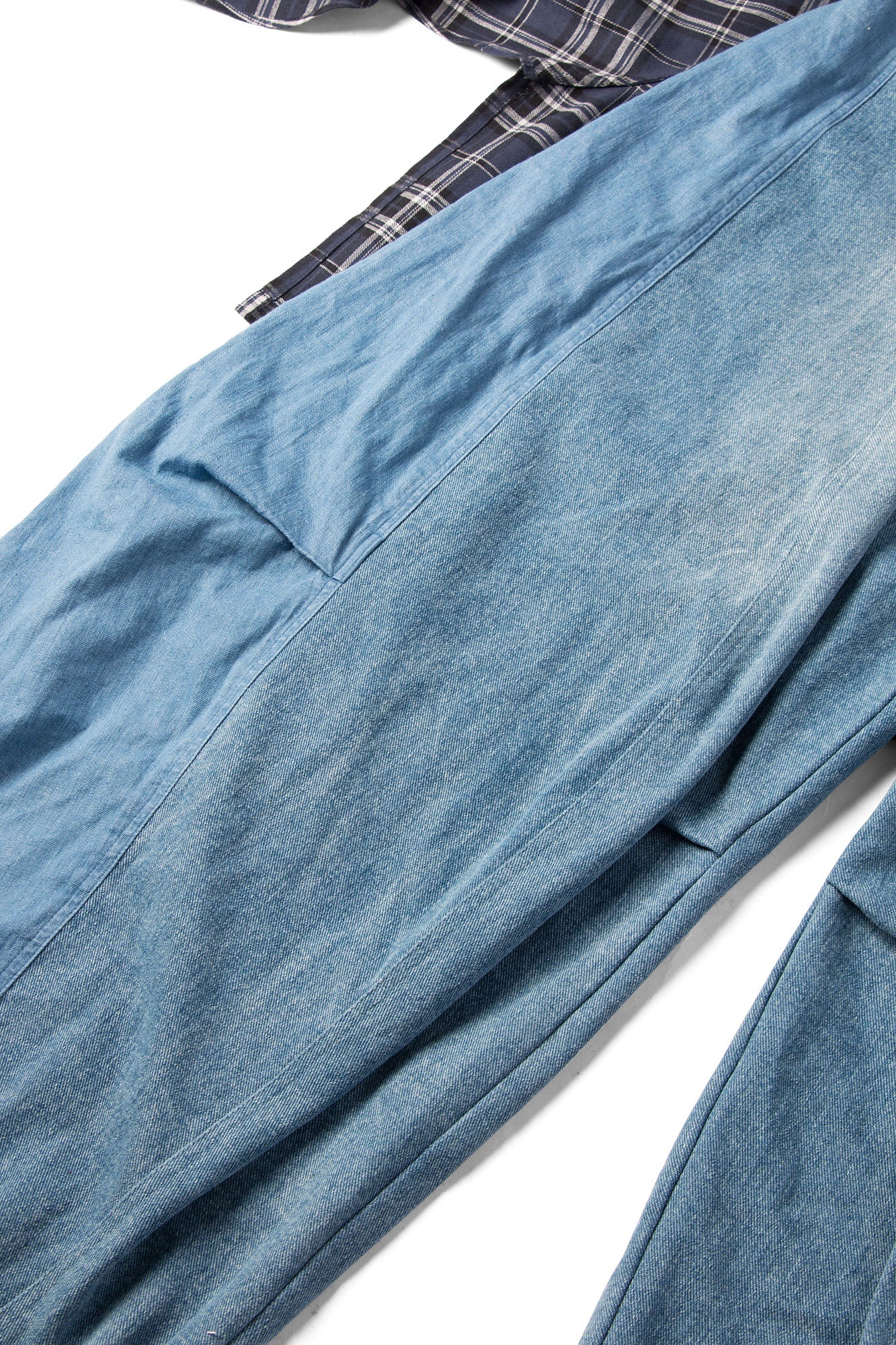 RELABEL Detachable Plaid Back Flap Oversized Jeans