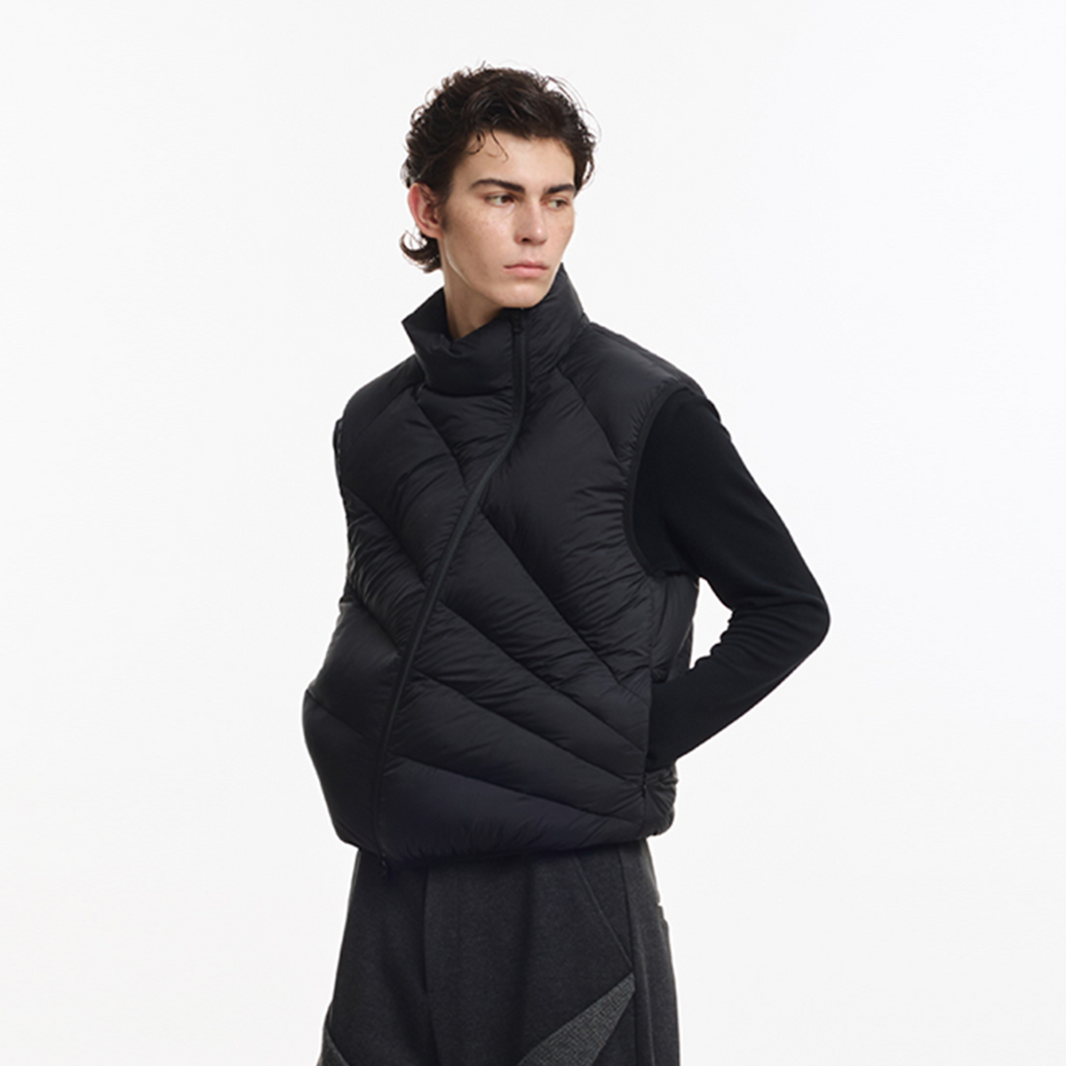KREATE Asymmetrical Duck Down Ribbed Zip Vest