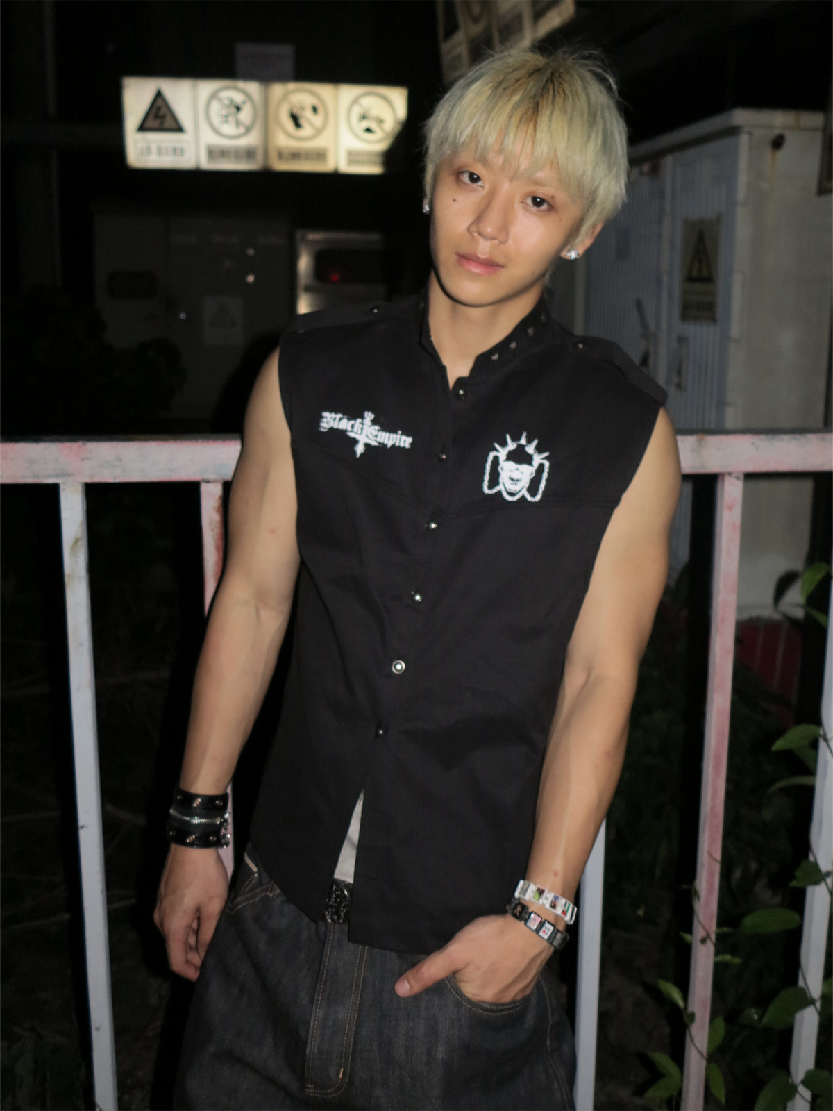 DREAM BAND Skull Studded Stand-Collar Vest