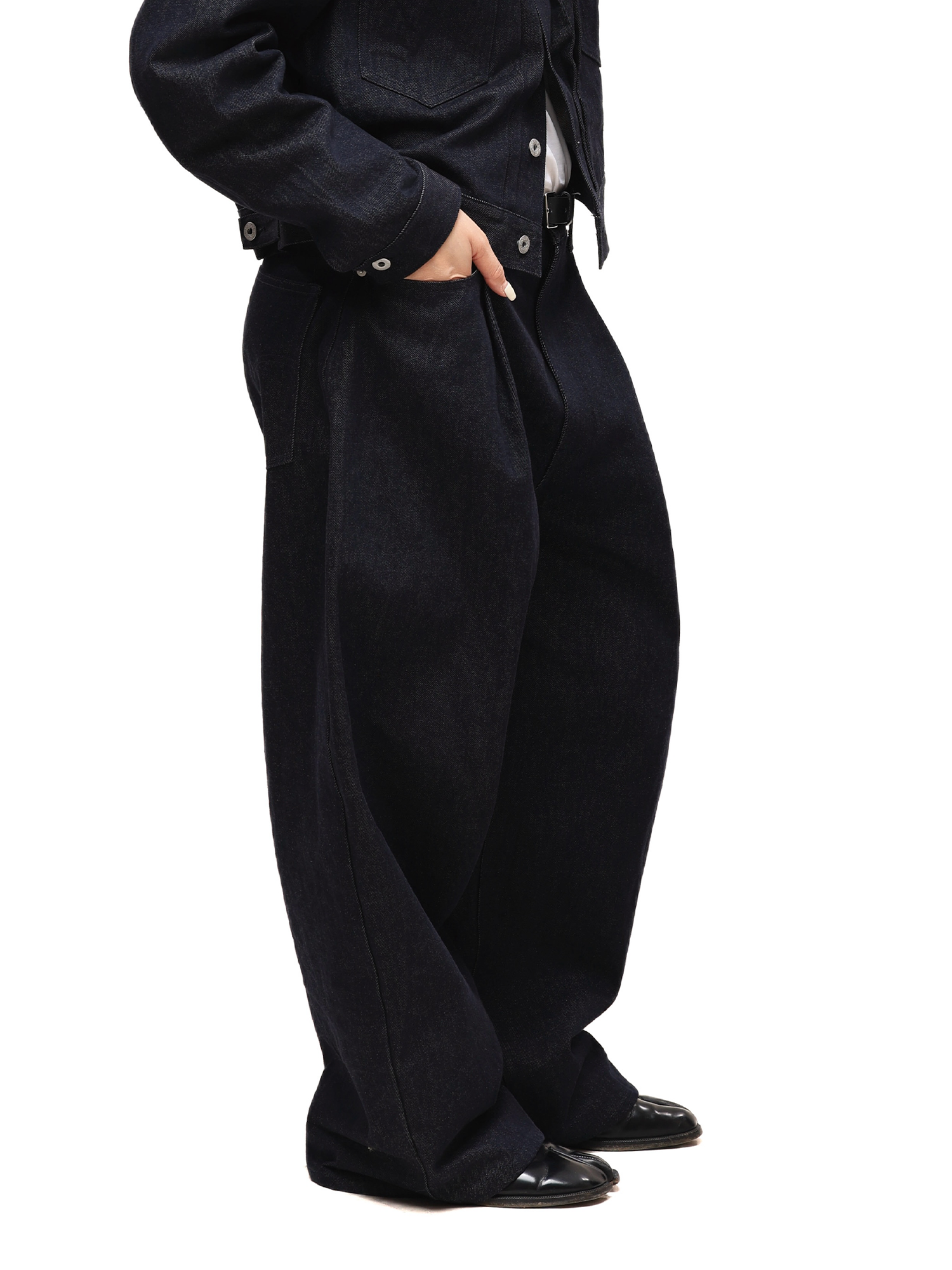 6CRAYON Indigo Baggy Wide-Leg Jeans