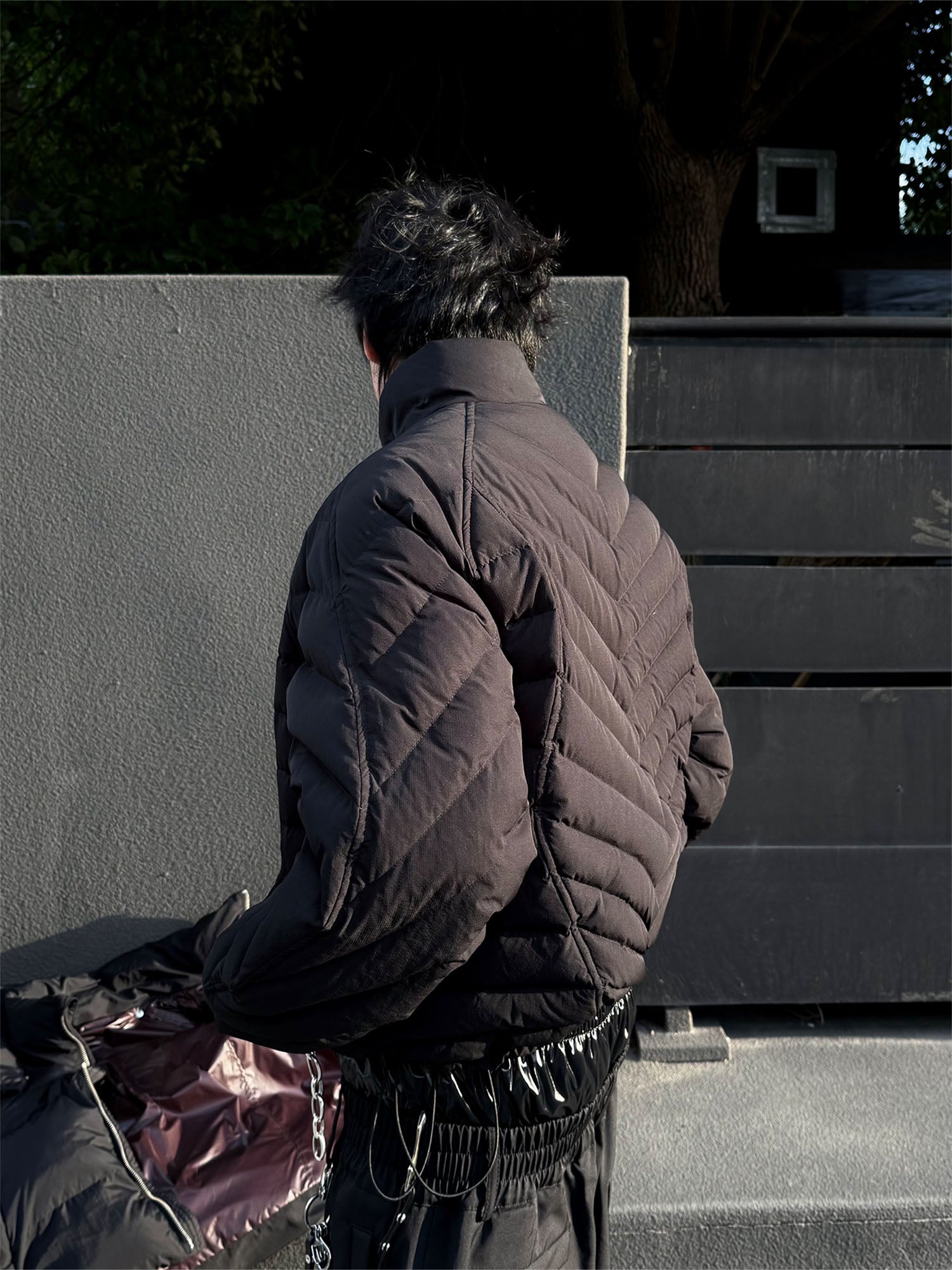 RELABEL V-Segment Ribcage Puffer Jacket Black