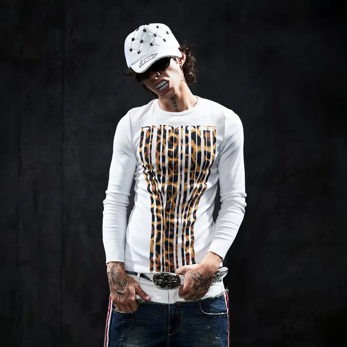 DND4DES Leopard Slim-Fit Long-Sleeve Tee