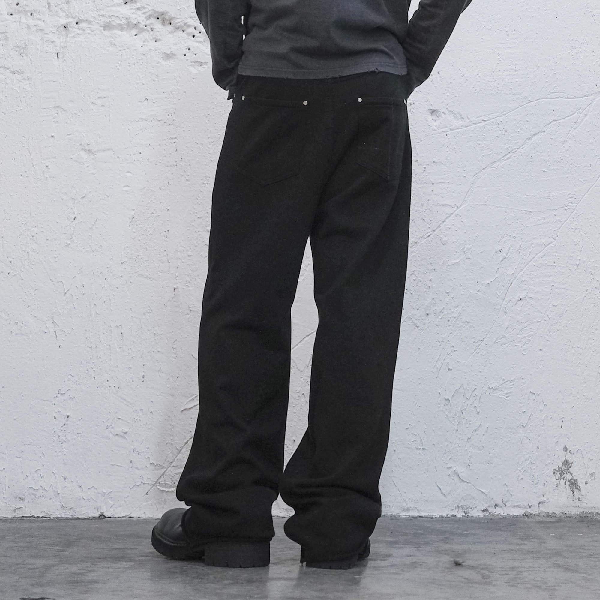 UNDERWATER Devil Embroidery Straight-Leg Pants