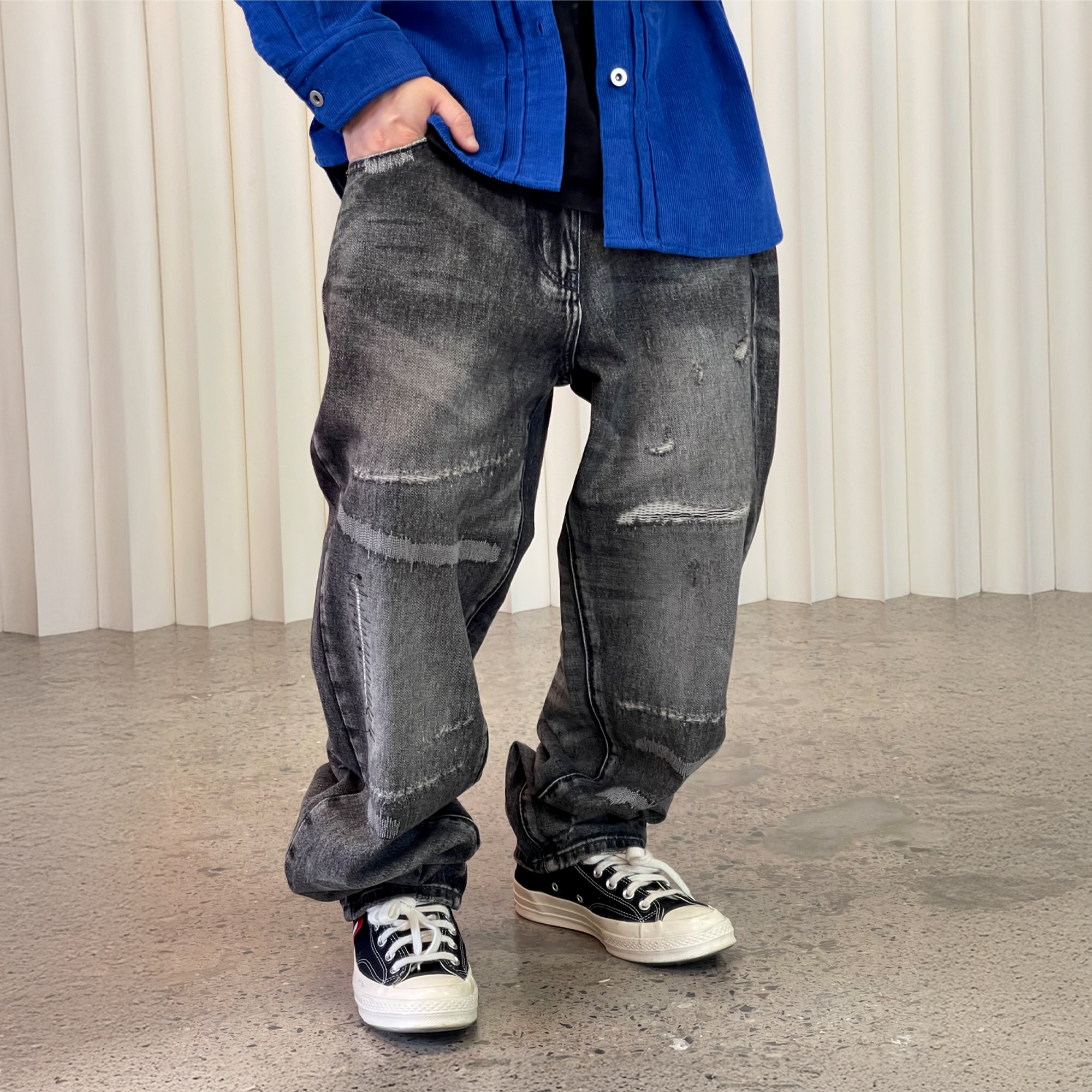 ME DA IGUAL Washed Destroyed Patch Straight-Leg Jeans