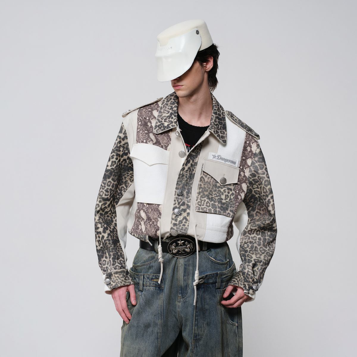 FACEONLAB Camo Spliced Leopard Lapel Jacket White