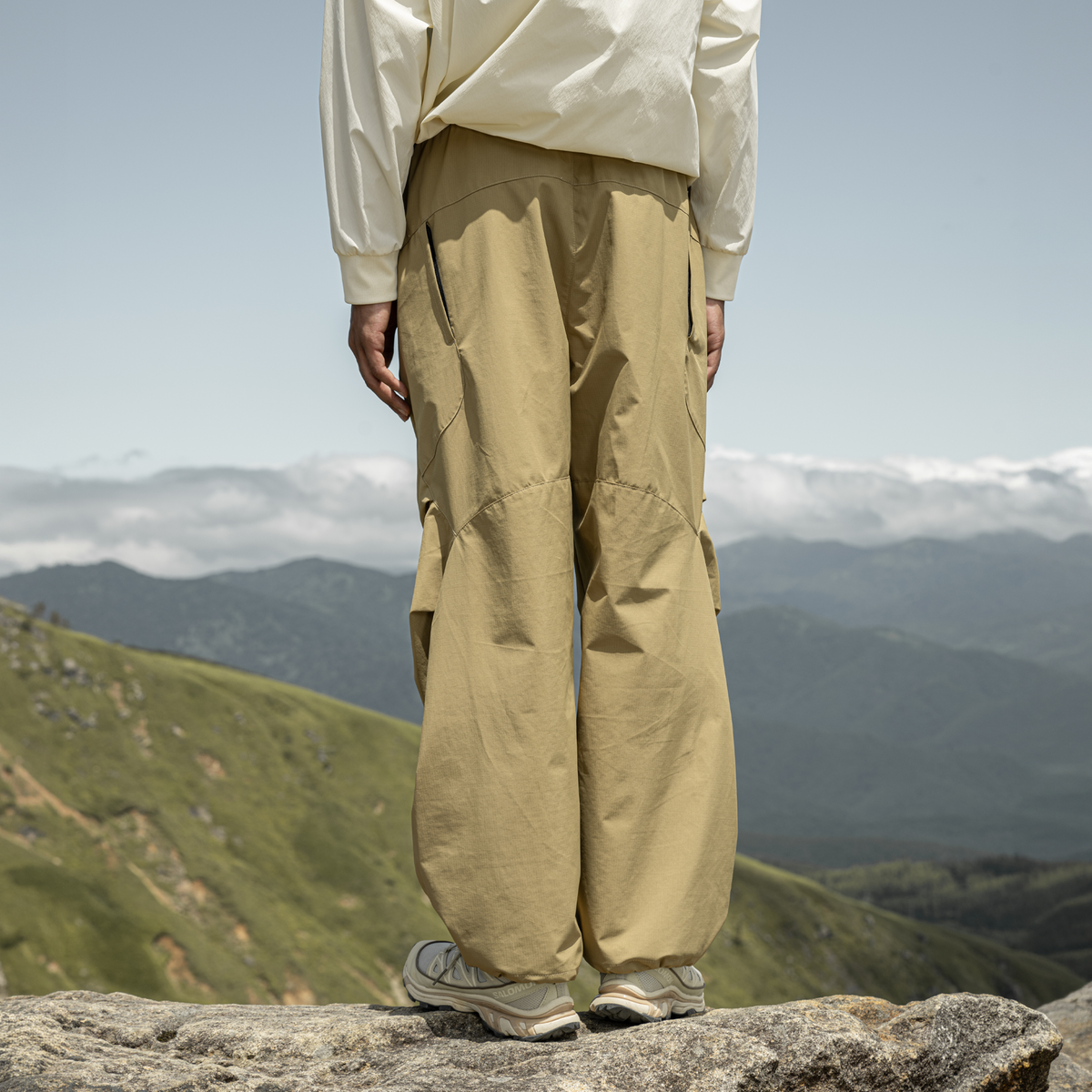 HALCYON Splash-Proof Windbreaker Cargo Pants