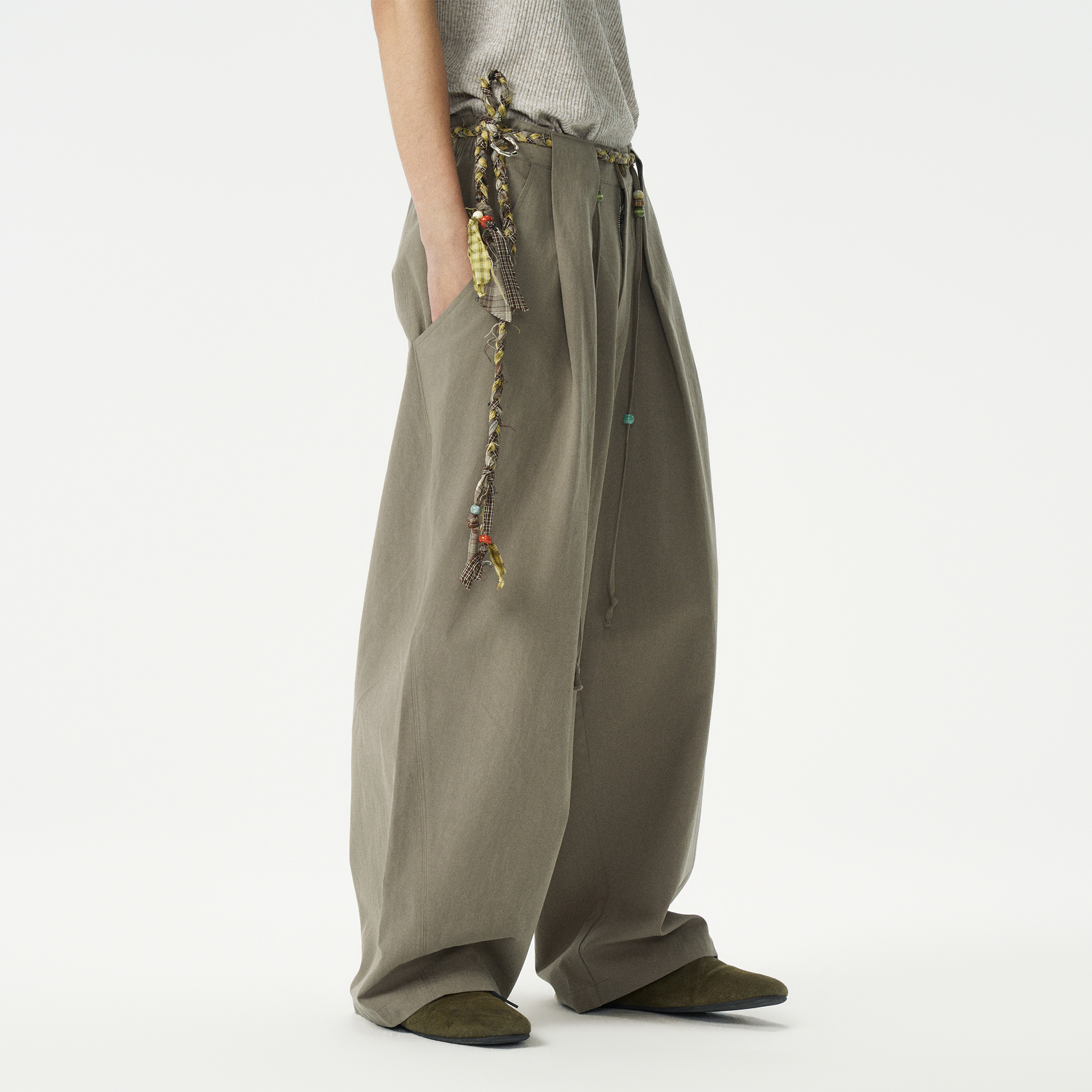 GONGHE REPUB Tie-Waist Pleated Wide-Leg Pants