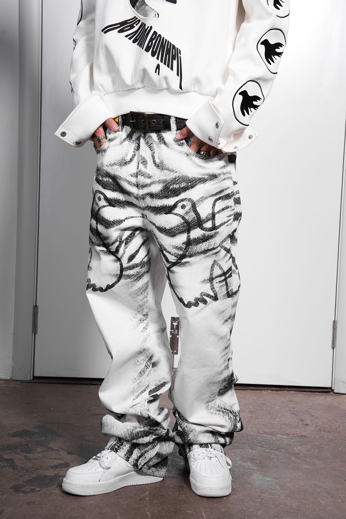 VINKID Tiger Camo Peace Dove Straight-Leg Pants
