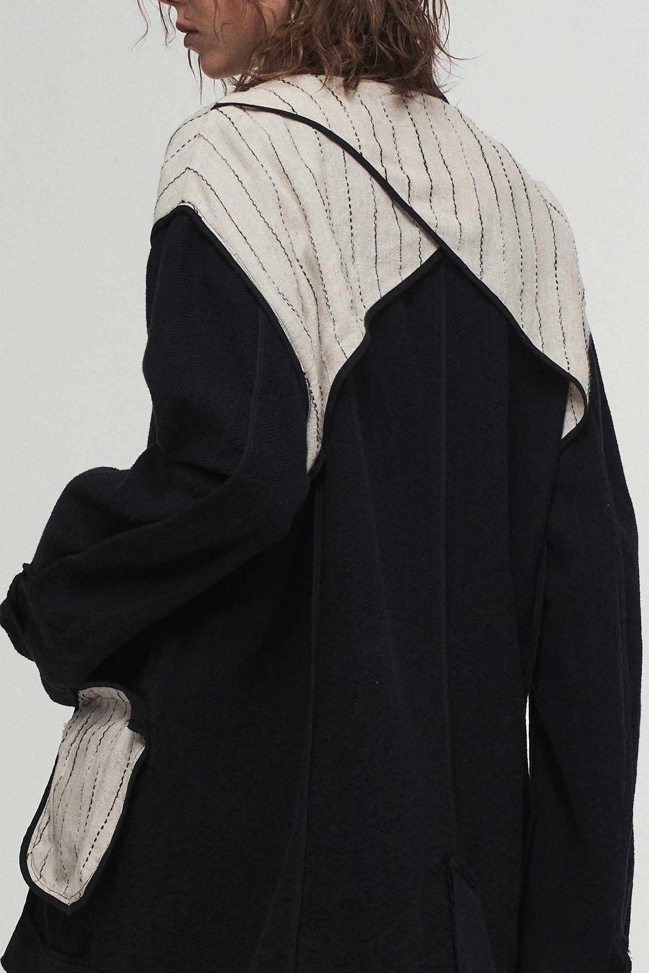 ILNya Nieternite Nifutur Reversible Contrast Stripe Paneled Jacket