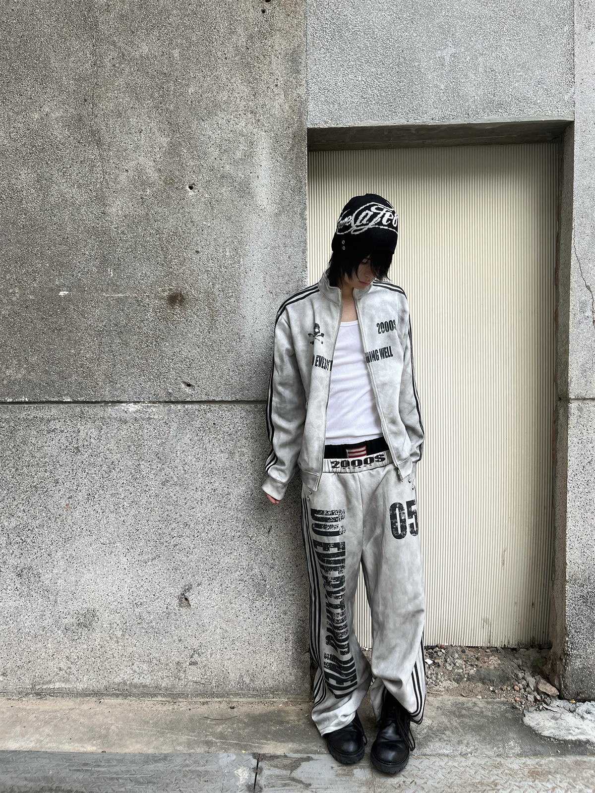 DETW Washed Graphic Double-Waistband Sweatpants