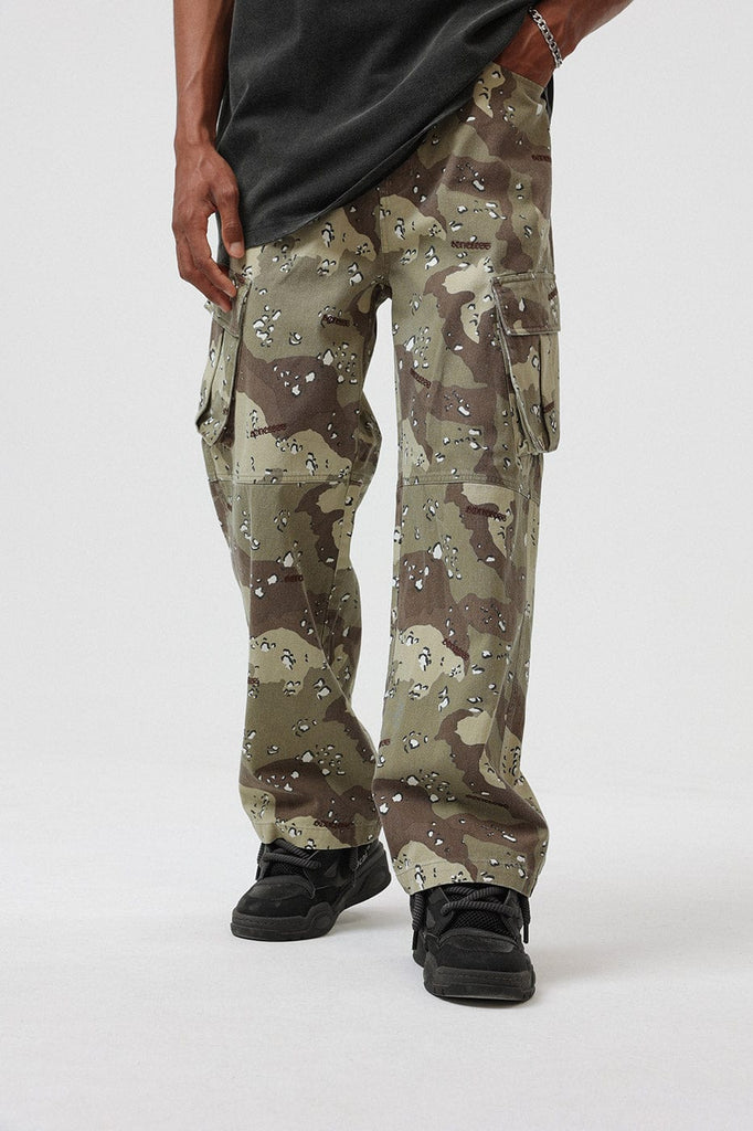 BONELESS Big Pockets Camouflage Pants, premium urban and streetwear designers apparel on PROJECTISR.com, BONELESS