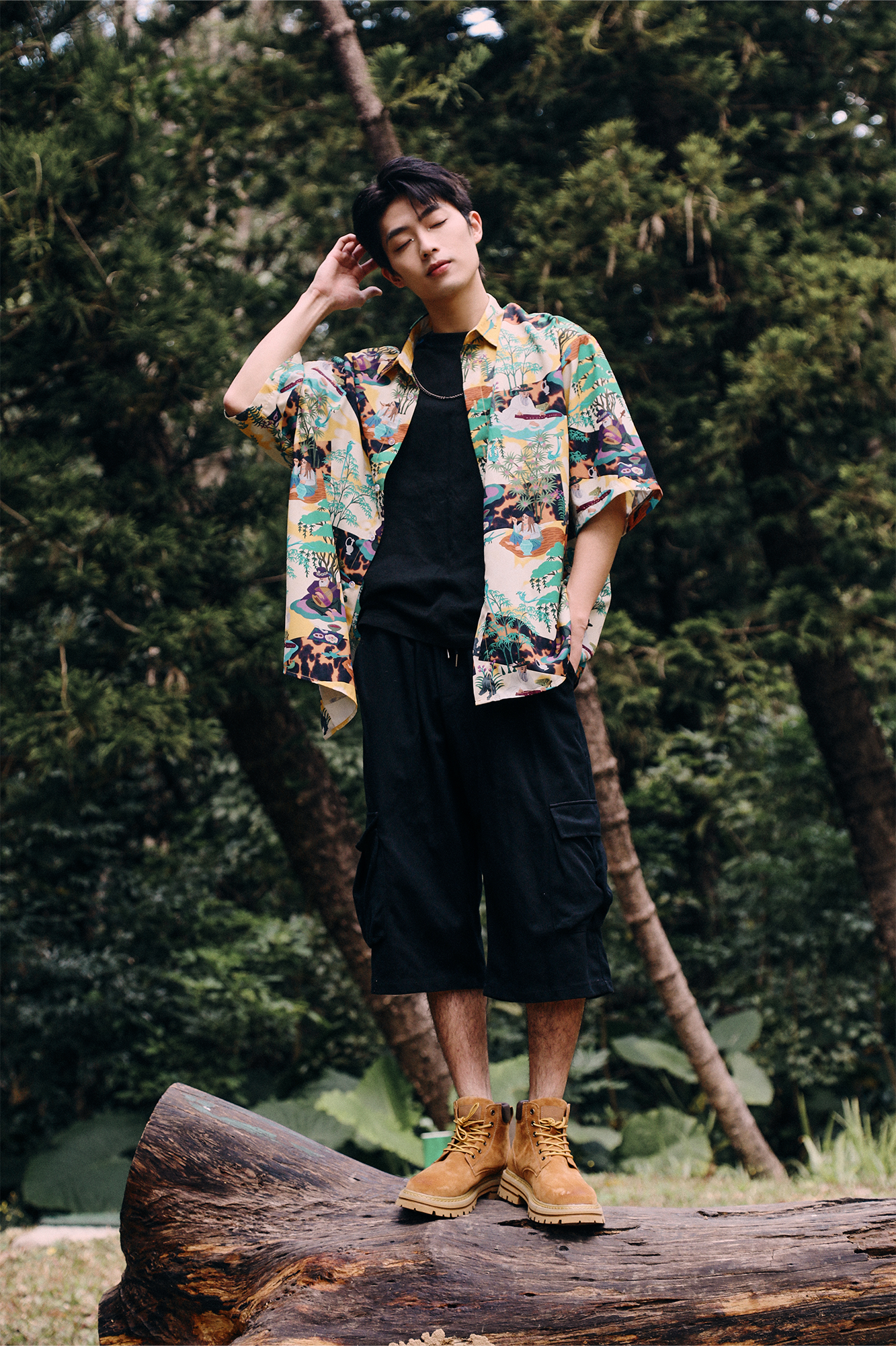 MASH UP ASIA Contrast Full-Print Half Shirt, premium urban and streetwear designers apparel on PROJECTISR.com, MASH UP ASIA