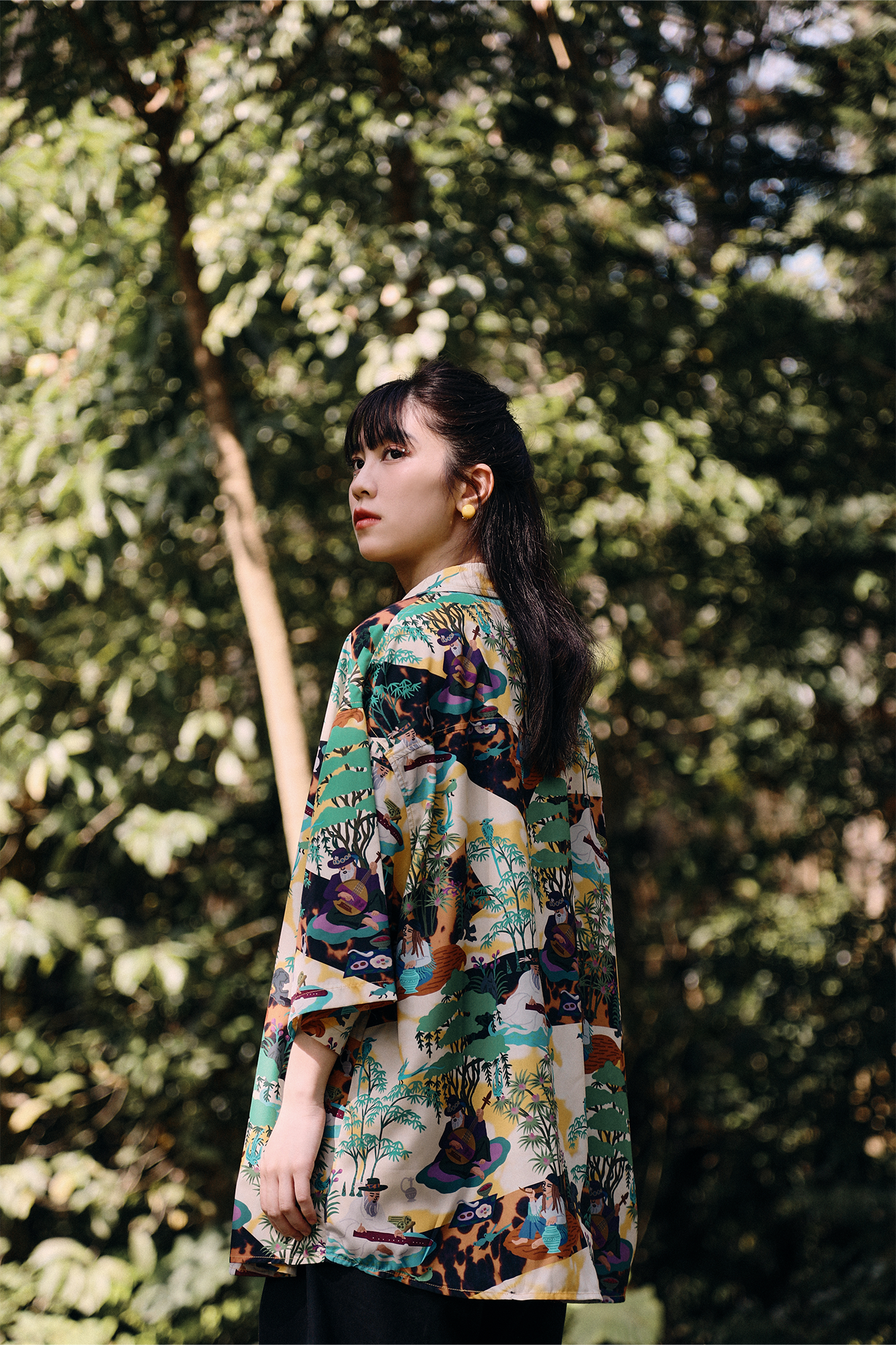 MASH UP ASIA Contrast Full-Print Half Shirt, premium urban and streetwear designers apparel on PROJECTISR.com, MASH UP ASIA