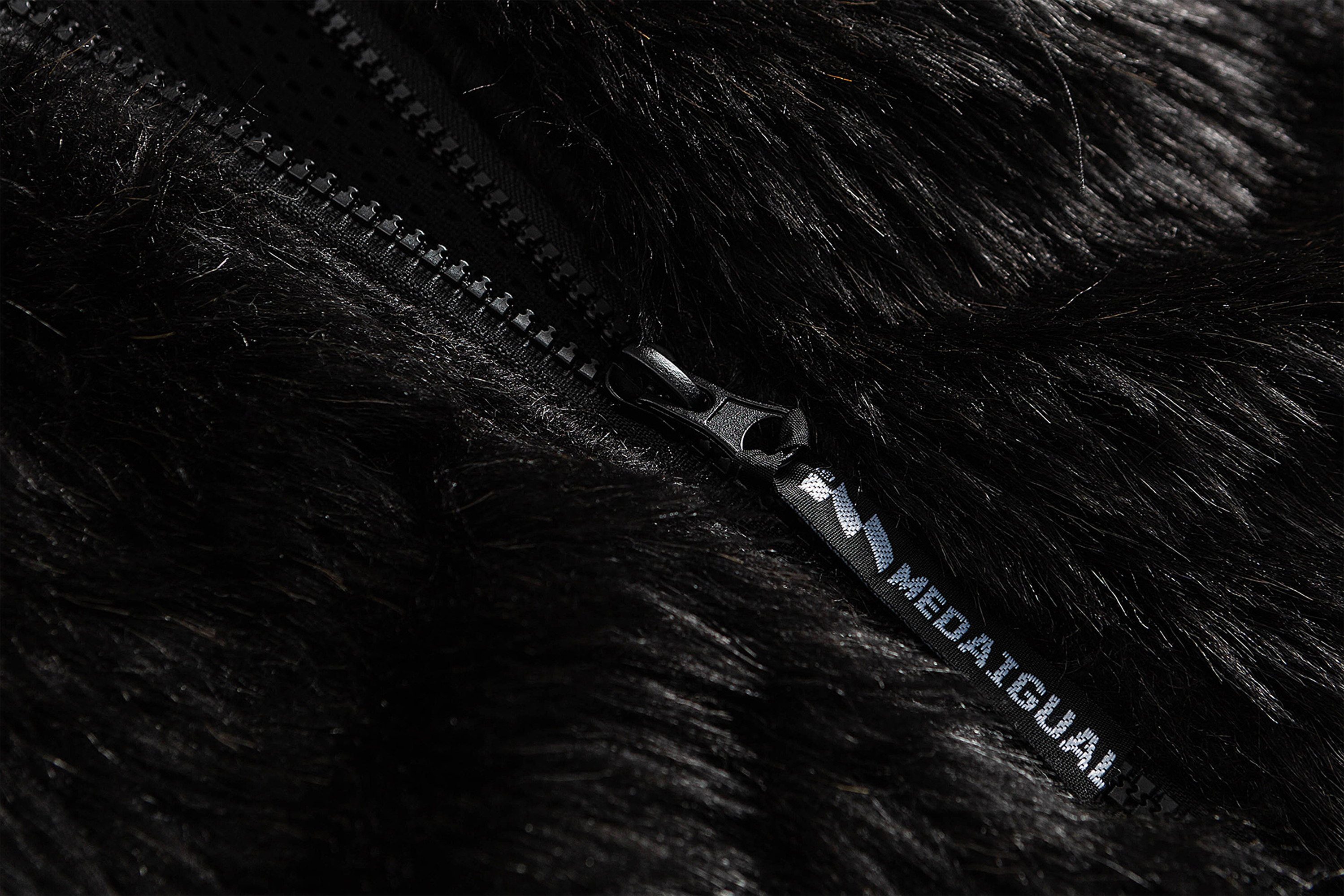 ME DA IGUAL Shaggy Multi-Pocket Faux Fur Jacket