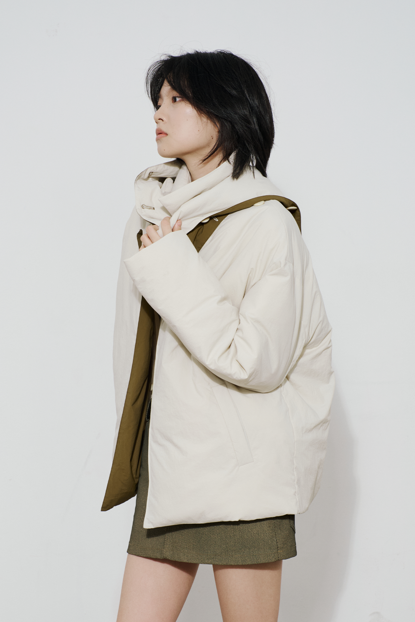SAME FLOW Layered Contrast Placket Puffer Jacket