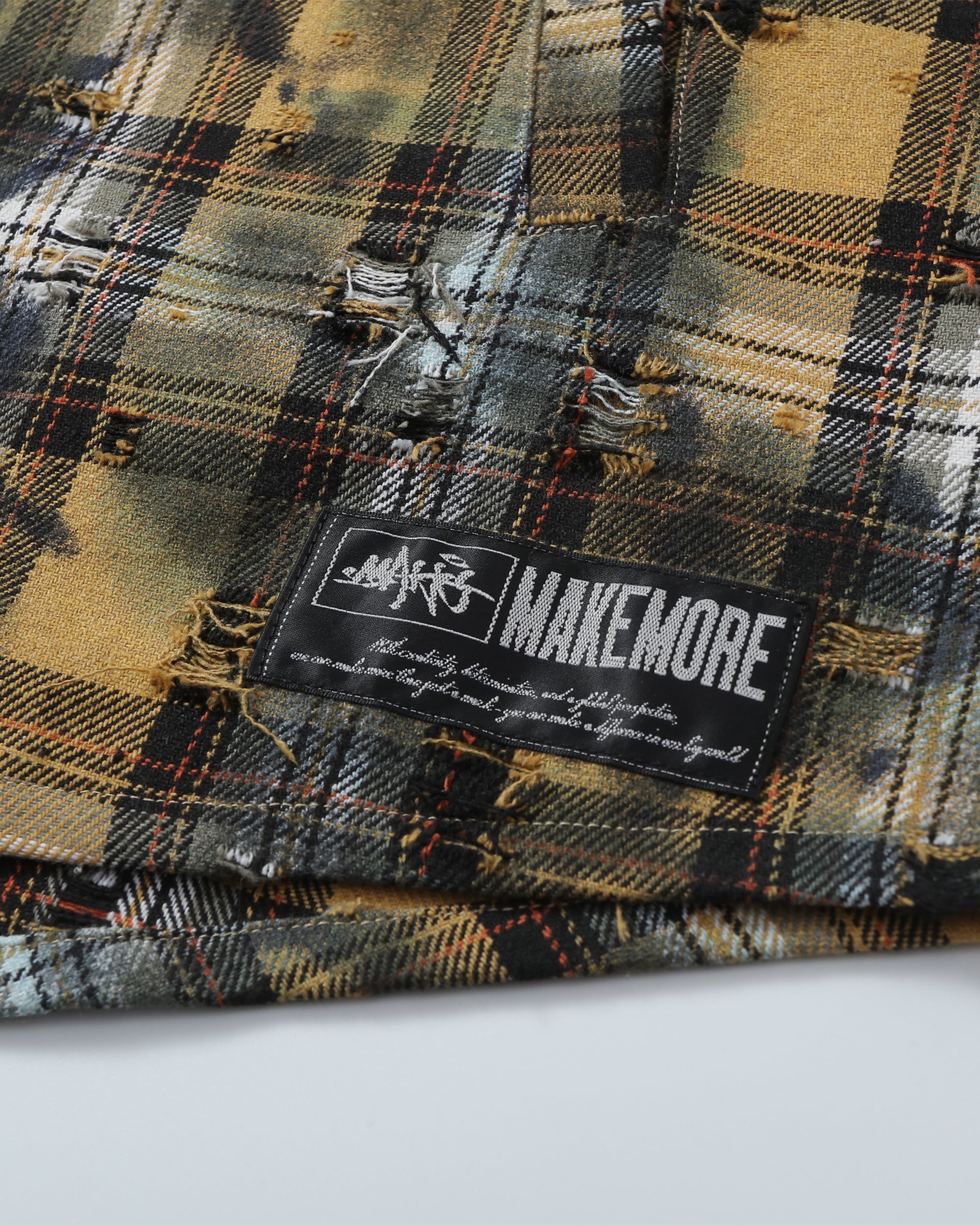 MAKEMORE Classic Distress Plaid Shirt