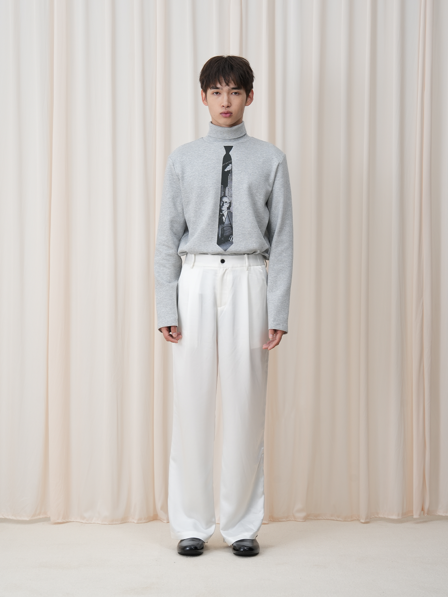 OUYANG WENJUN Tie-Graphic Turtleneck Long-Sleeve Tee
