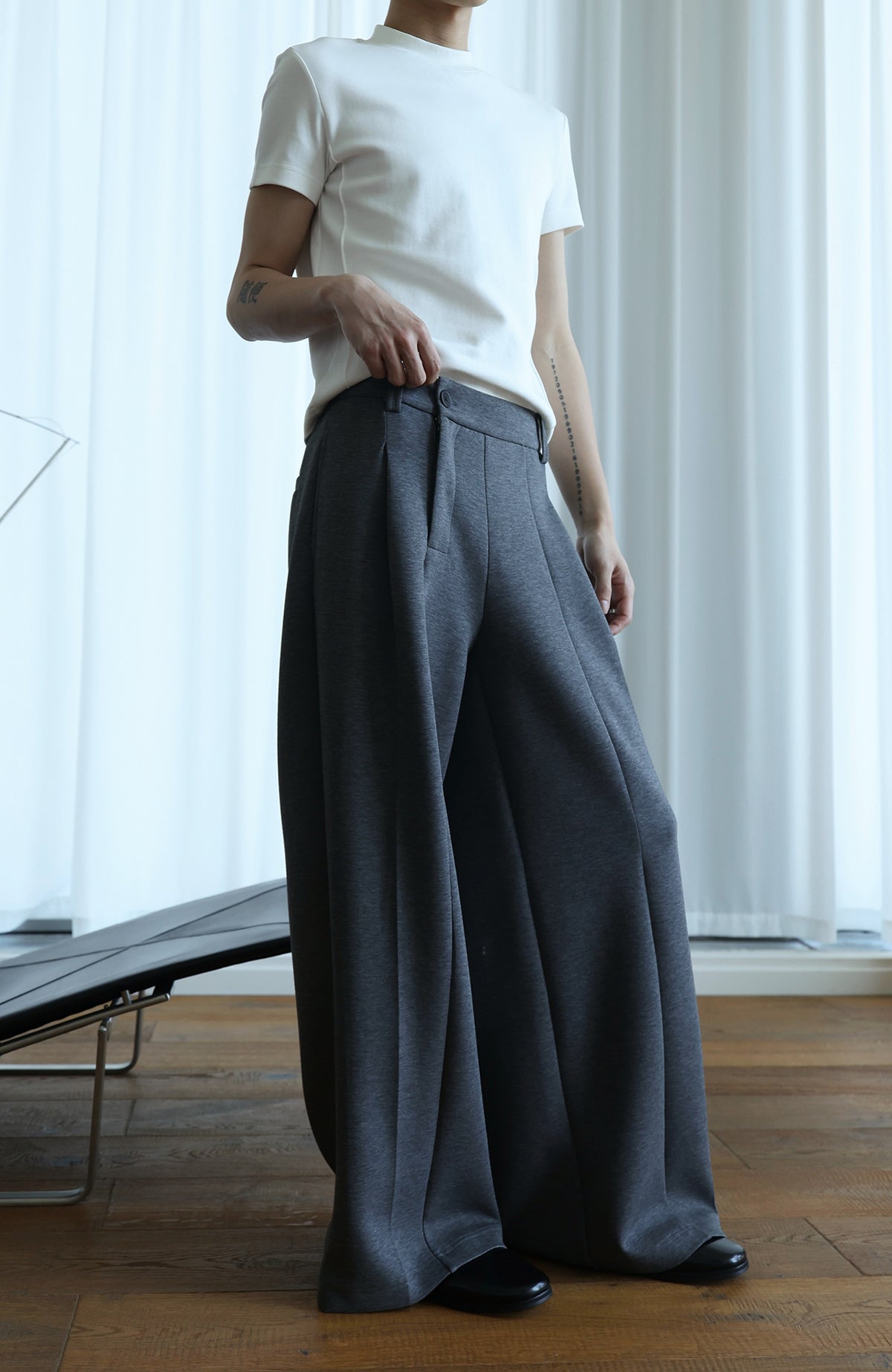 OKAYTHXBYE Pleated A-Line Wide-Leg Sweatpants
