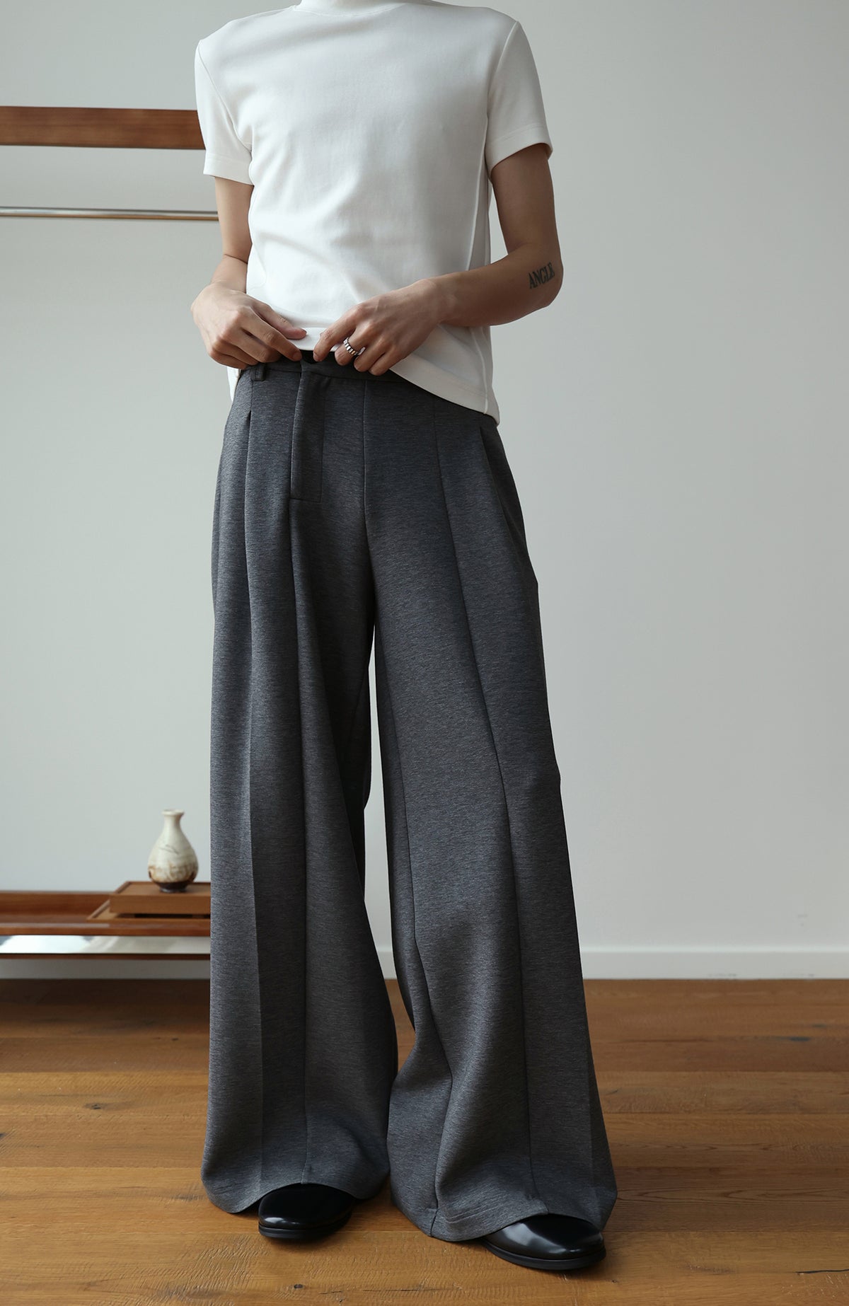 OKAYTHXBYE Pleated A-Line Wide-Leg Sweatpants