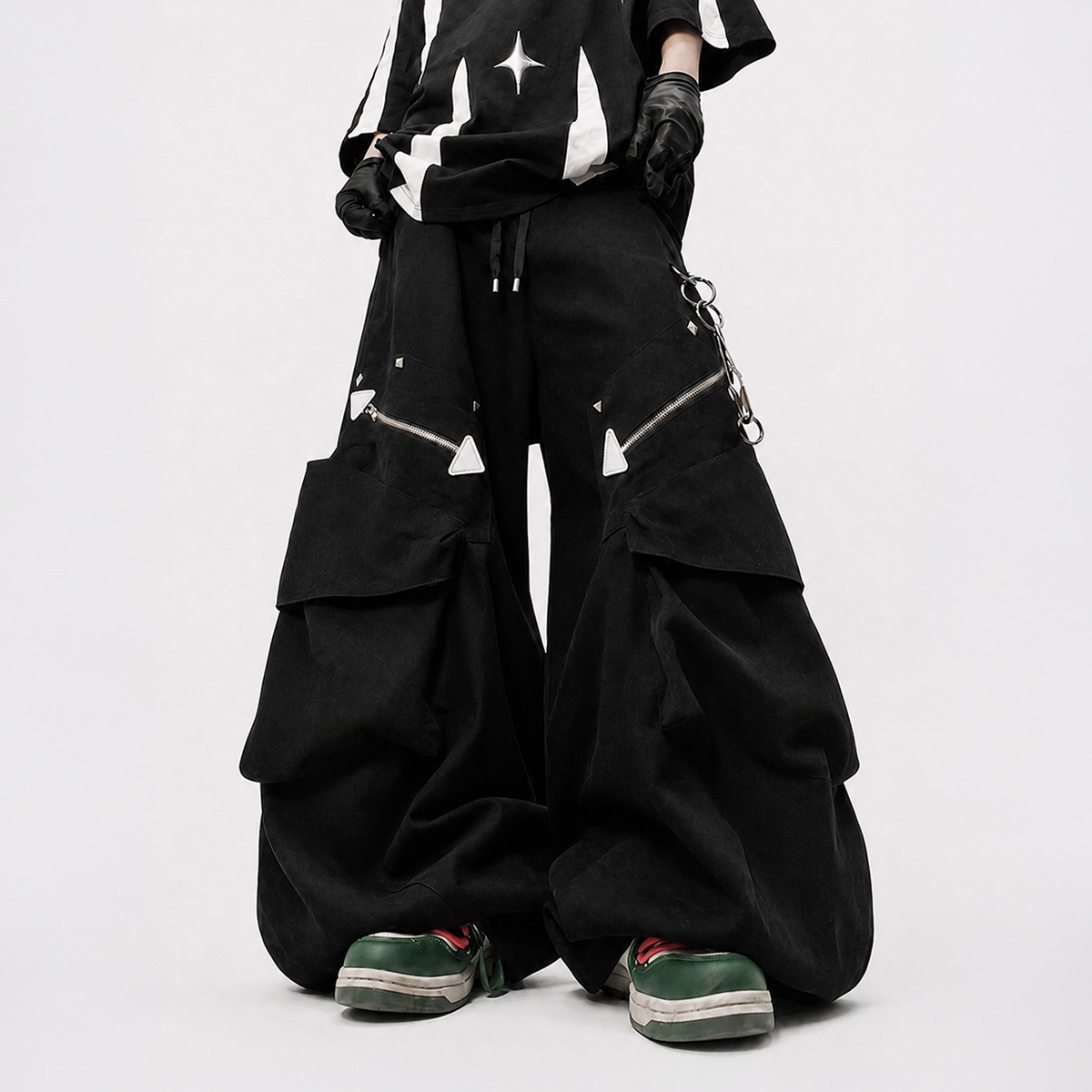 UUCSCC Retro Multi-Pocket Wide-Leg Cargo Pants