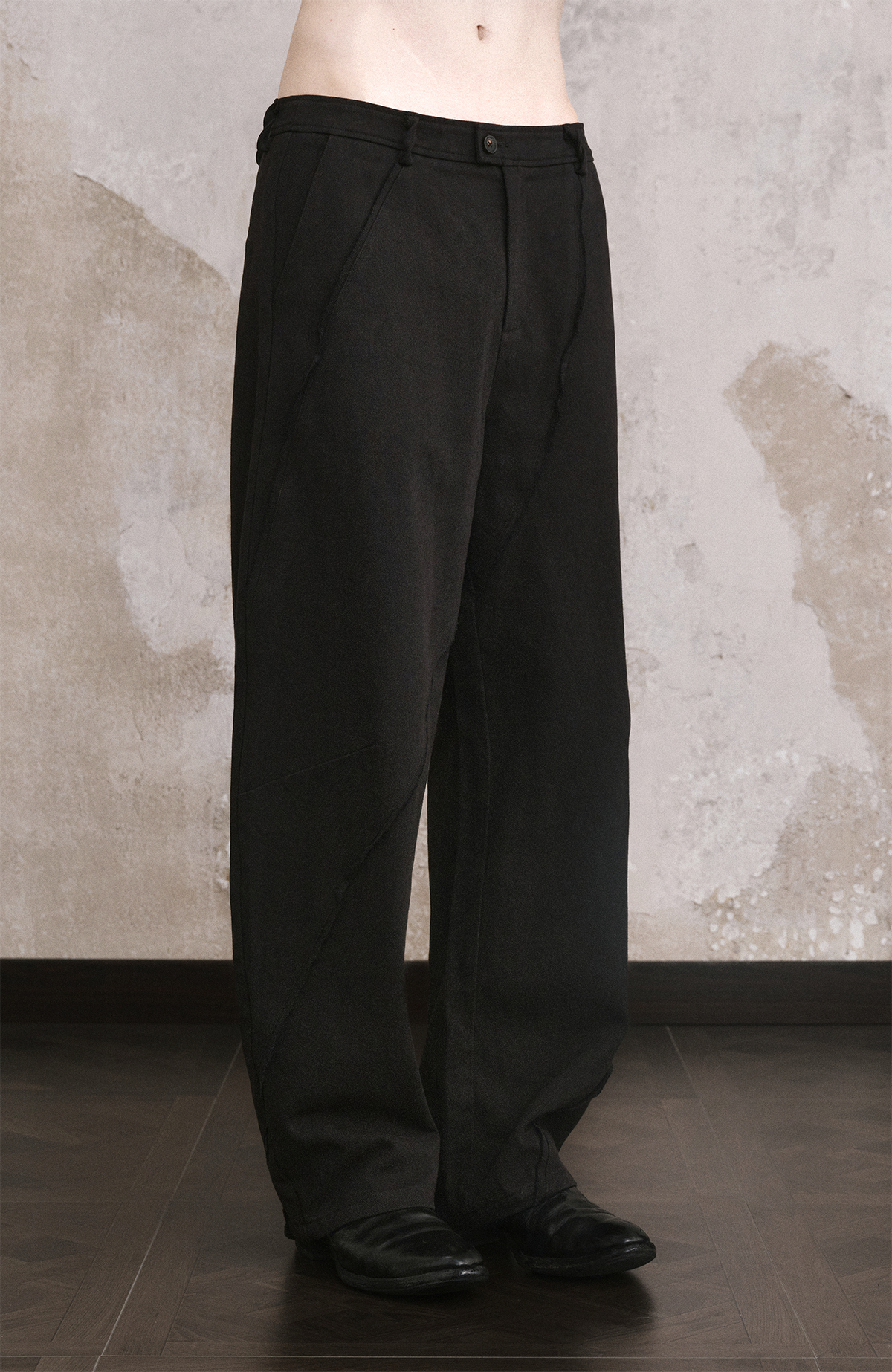 ILNya Nieternite Nifutur Raw Edge Long-Pile Pants