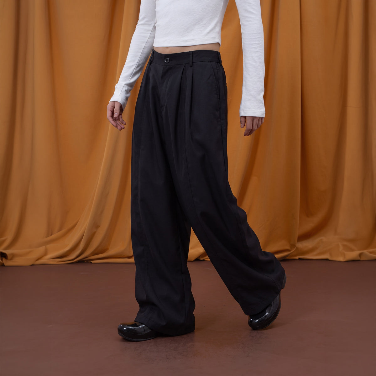 CLP Retro Pleated Oversized Trousers