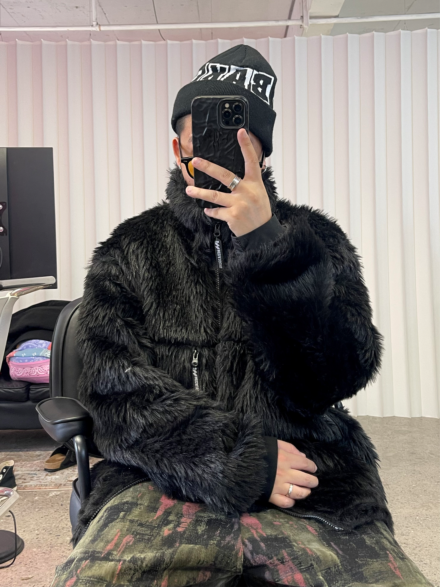 ME DA IGUAL Shaggy Multi-Pocket Faux Fur Jacket