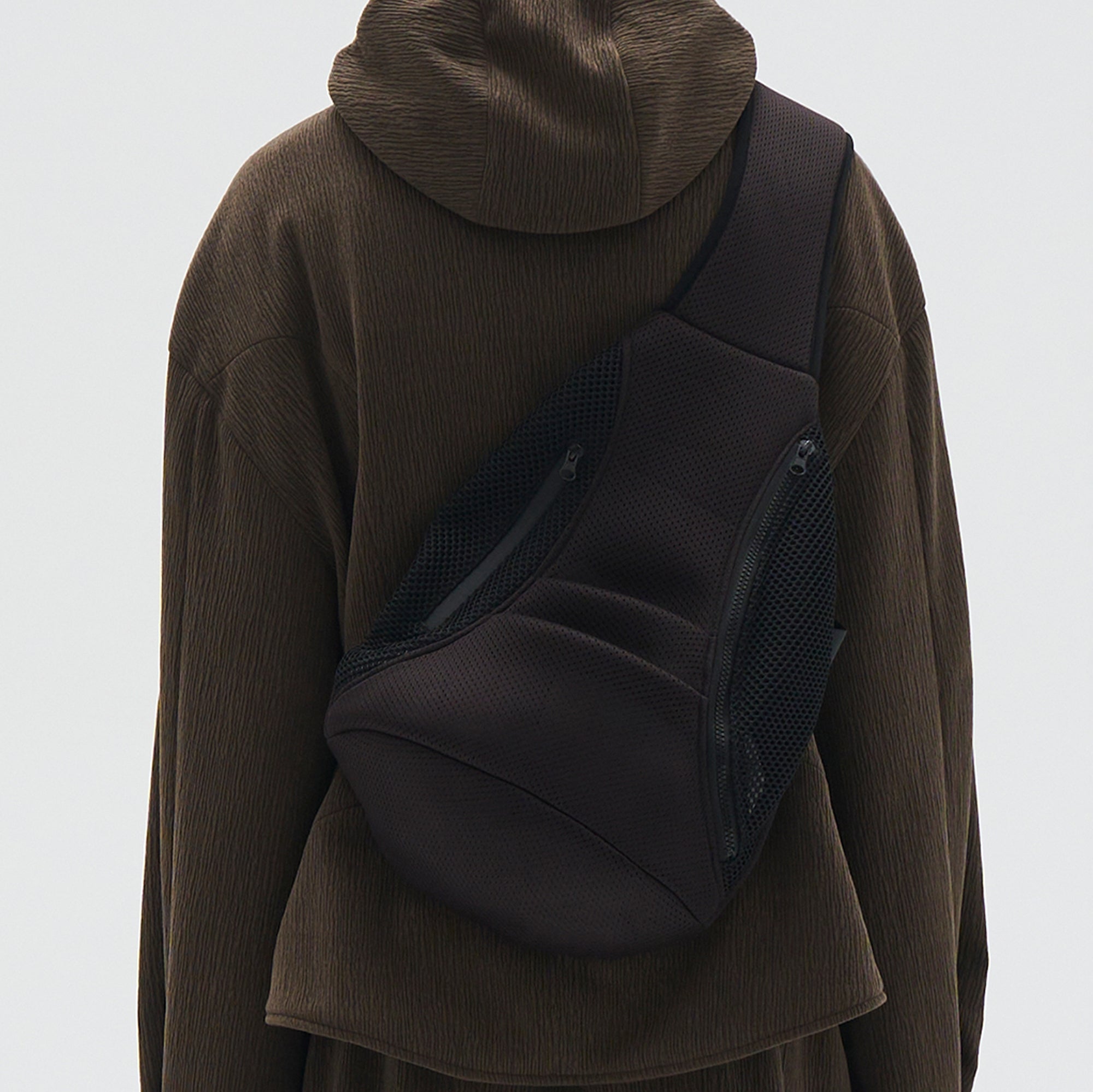 7440 37 1 Honeycomb Mesh Sling Pack