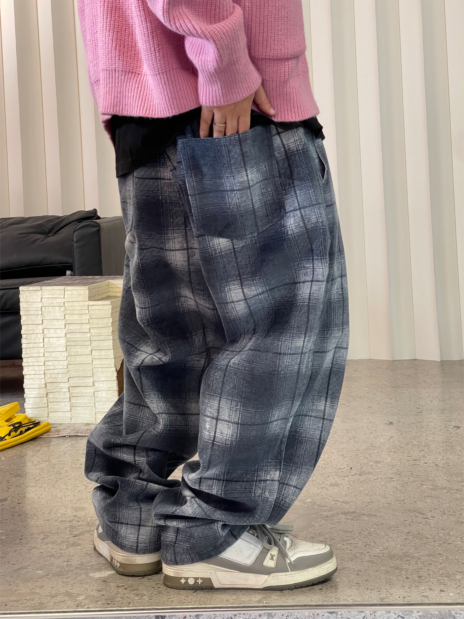 ME DA IGUAL Washed Plaid Tappered Pants Gray