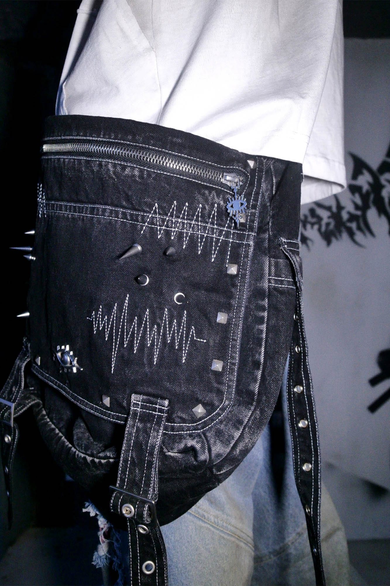 PHANTOMHUNTER Stitches Distressed Strap Denim Shoulder Bag