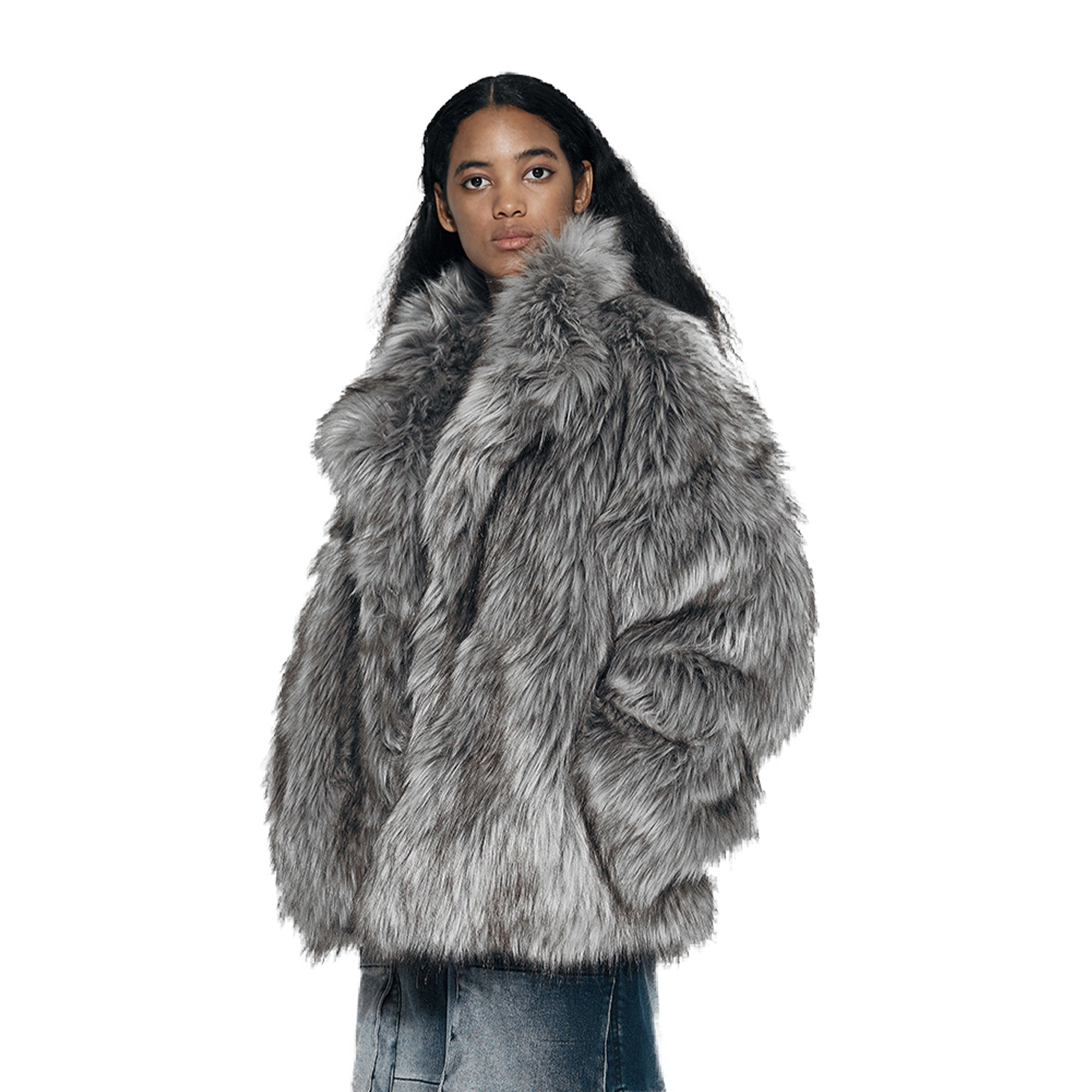 VANN VALRENCÉ Plush-Collar Volume-Fit Faux Fur Coat