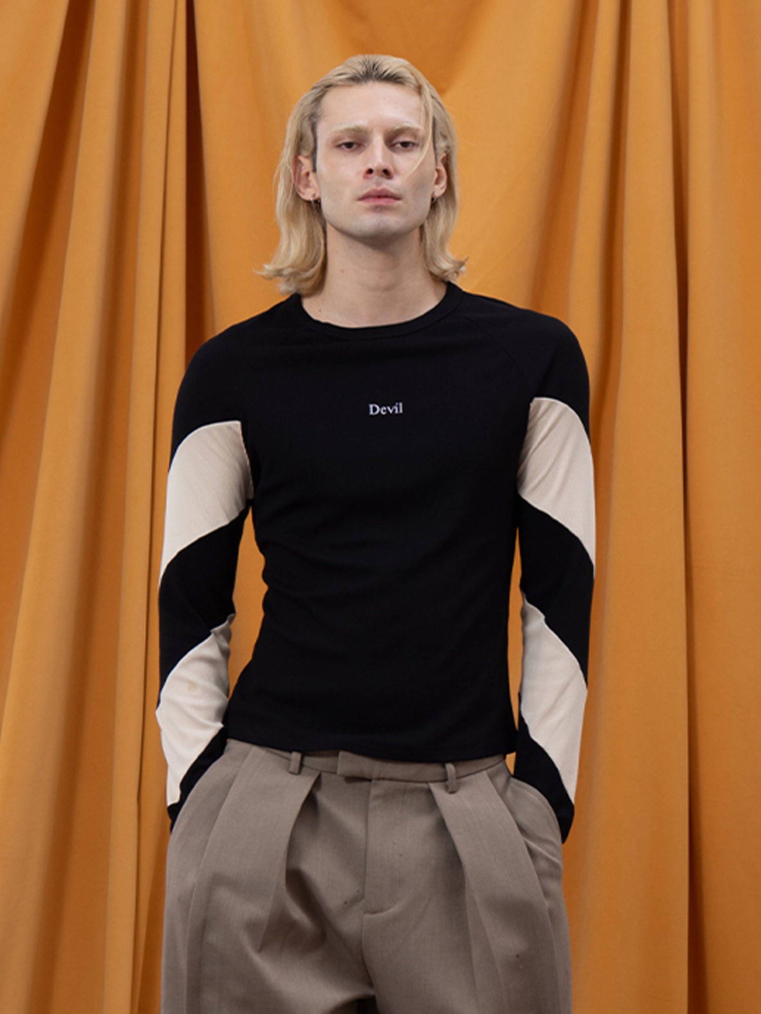 CLP Spiral Contrast Slim-Fit Long-Sleeve Tee