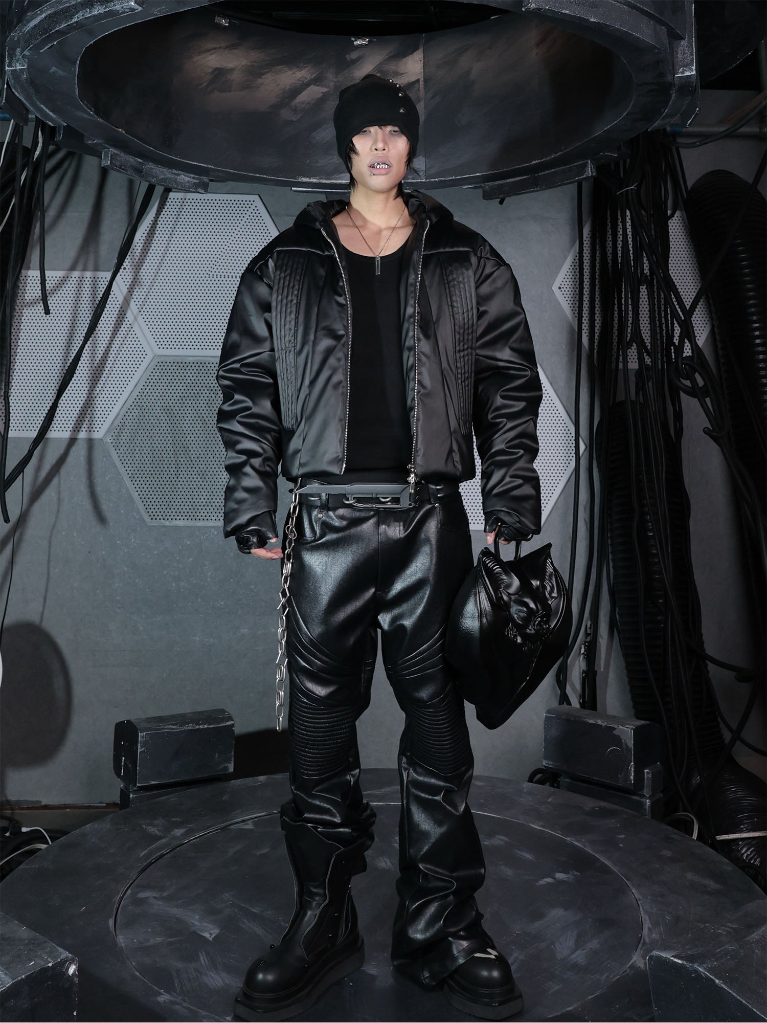 SSIN7 Tactical Padded Armor Hooded Jacket