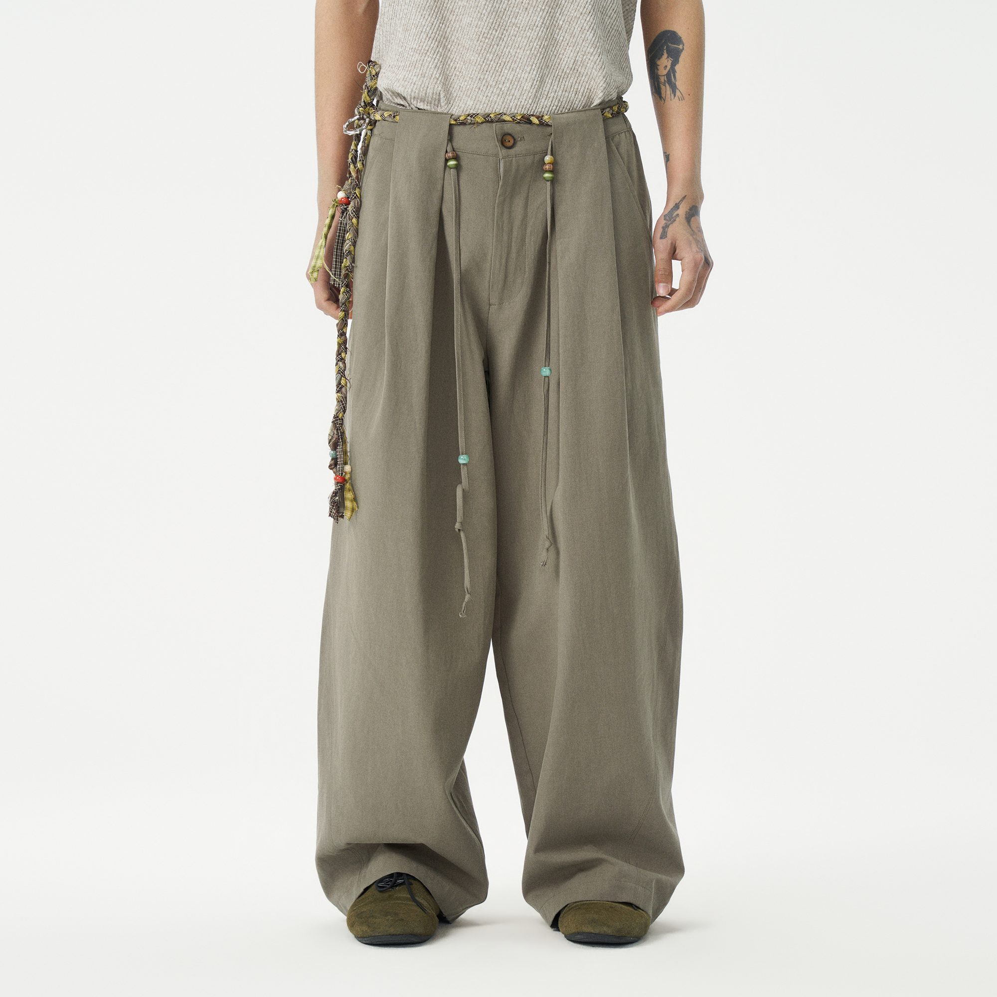 GONGHE REPUB Tie-Waist Pleated Wide-Leg Pants