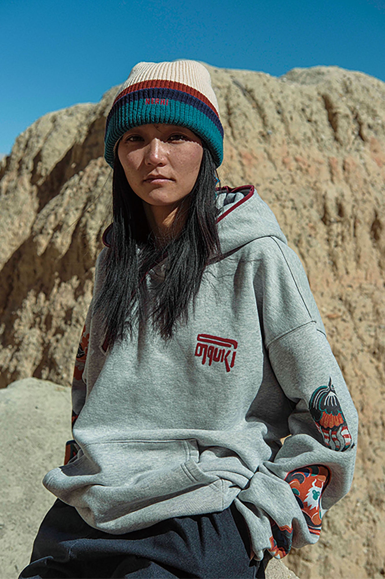 NERHI Contrast Stripe Knit Beanie