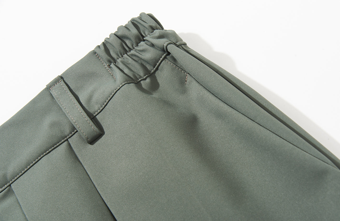 7440 37 1 Oversized Triple-Pleat Cropped Trousers