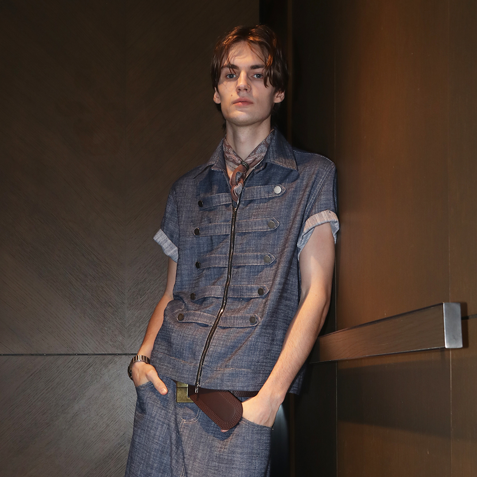 ASSEEN Linen-Blend Coin Button Denim Half Shirt